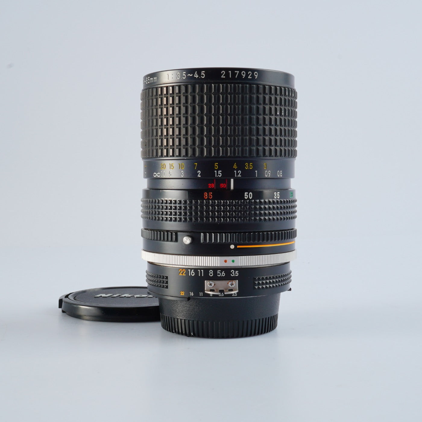Nikon Ai-s Zoom Nikkor 28-85mm f/3.5-4.5 ズームレンズ