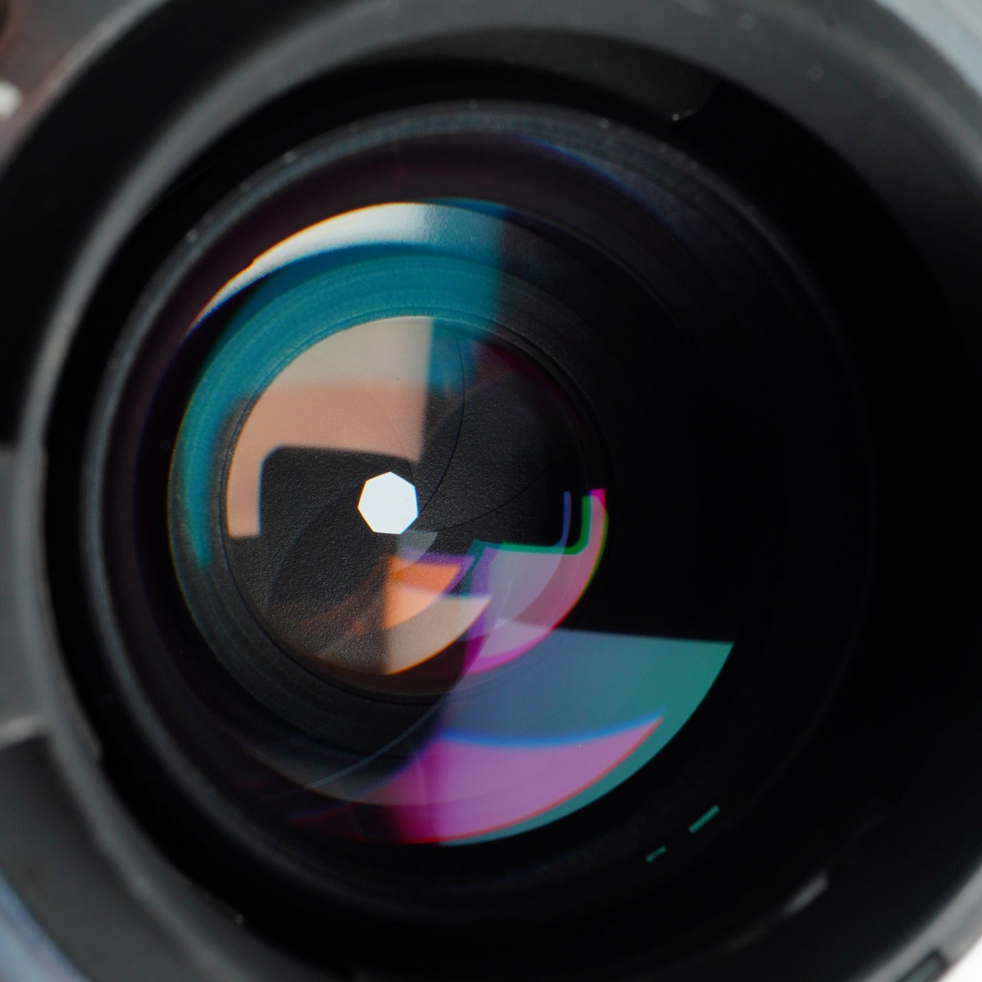 Nikon Ai-s Zoom Nikkor 28-85mm f/3.5-4.5 ズームレンズ