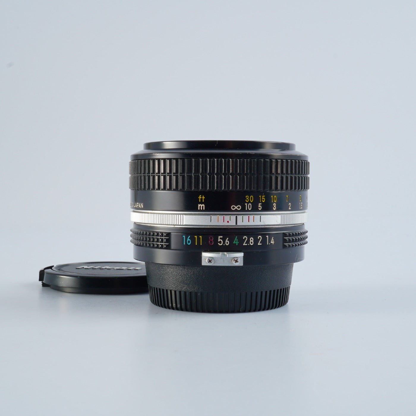 Nikon New Nikkor 50mm f/1.4 非Ai 単焦点レンズ