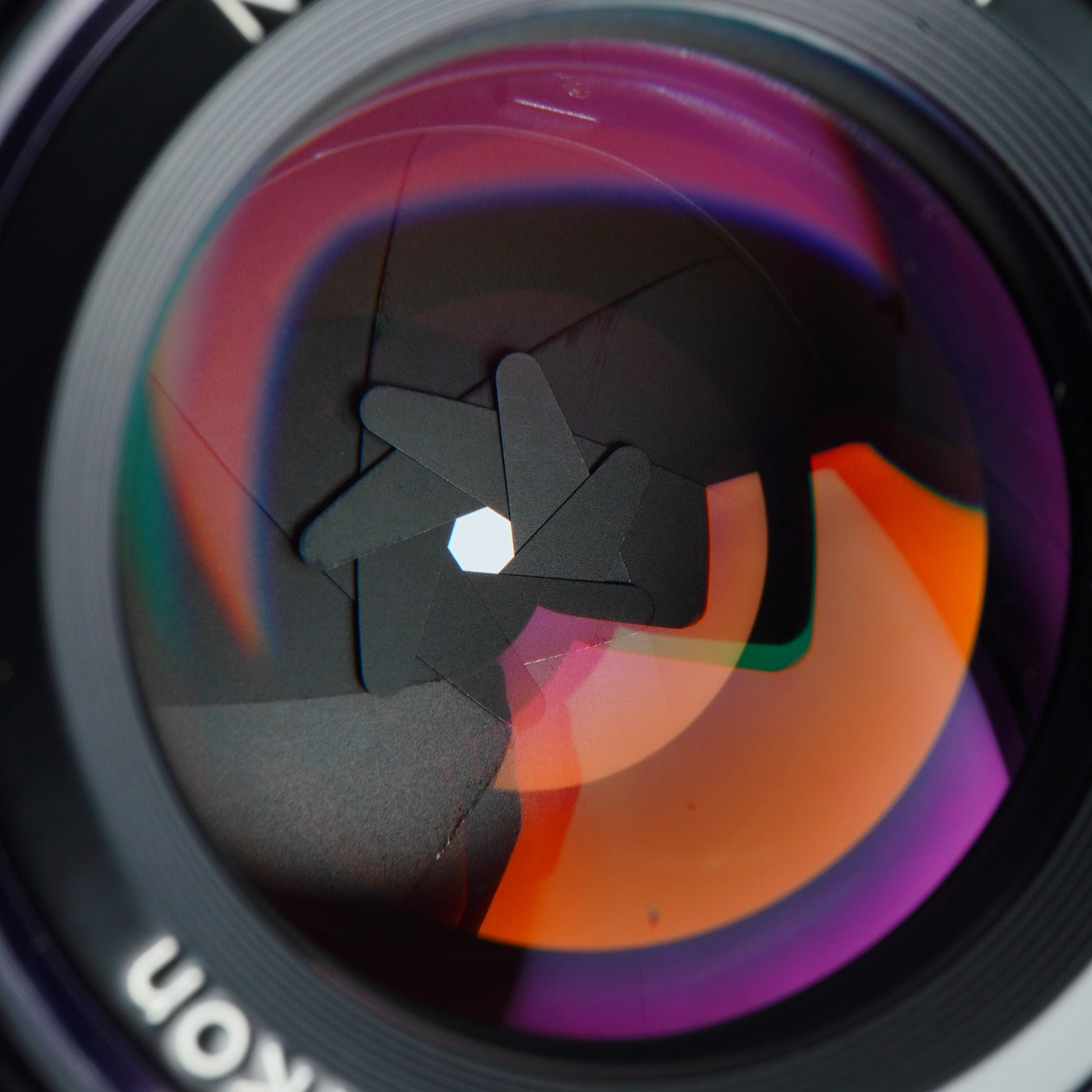 Nikon New Nikkor 50mm f/1.4 非Ai 単焦点レンズ