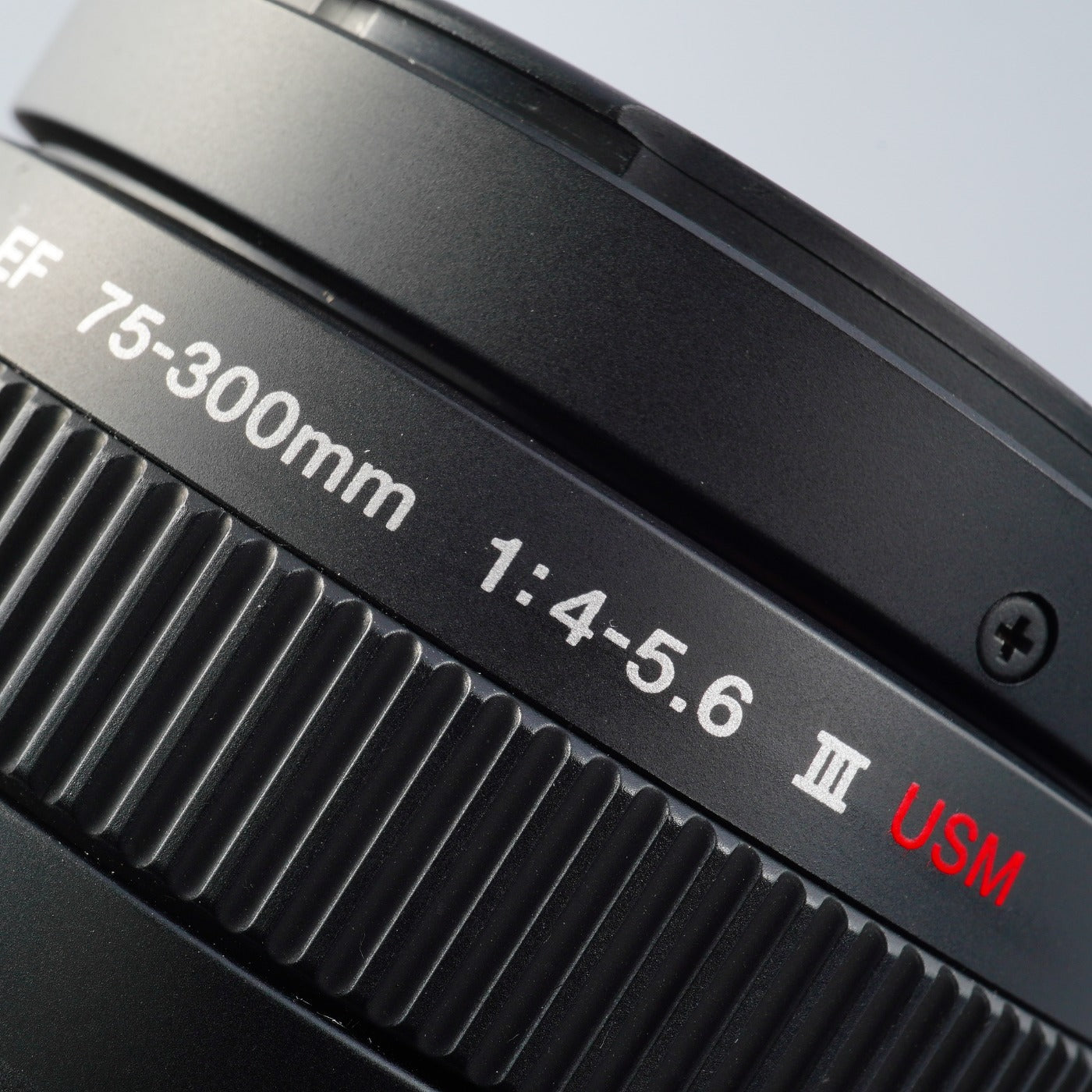 Canon EF 75-300mm F/4-5.6 Ⅲ USM ズームレンズ
