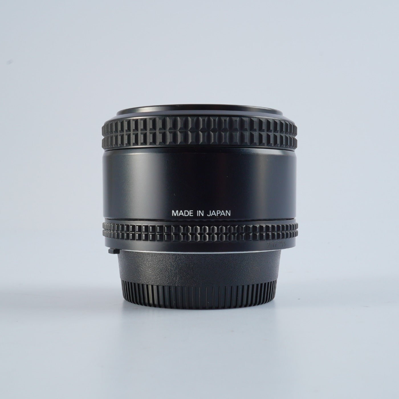 Nikon AF Nikkor 35mm F/2 単焦点レンズ