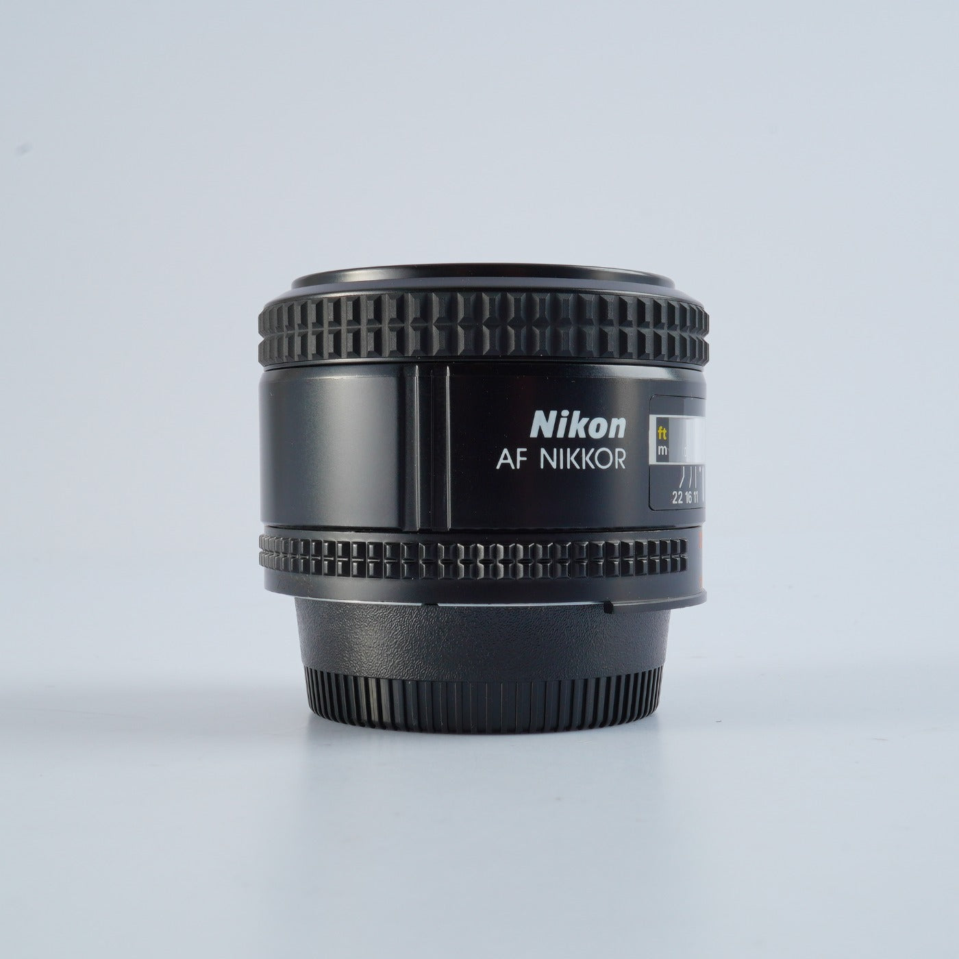 Nikon AF Nikkor 35mm F/2 単焦点レンズ