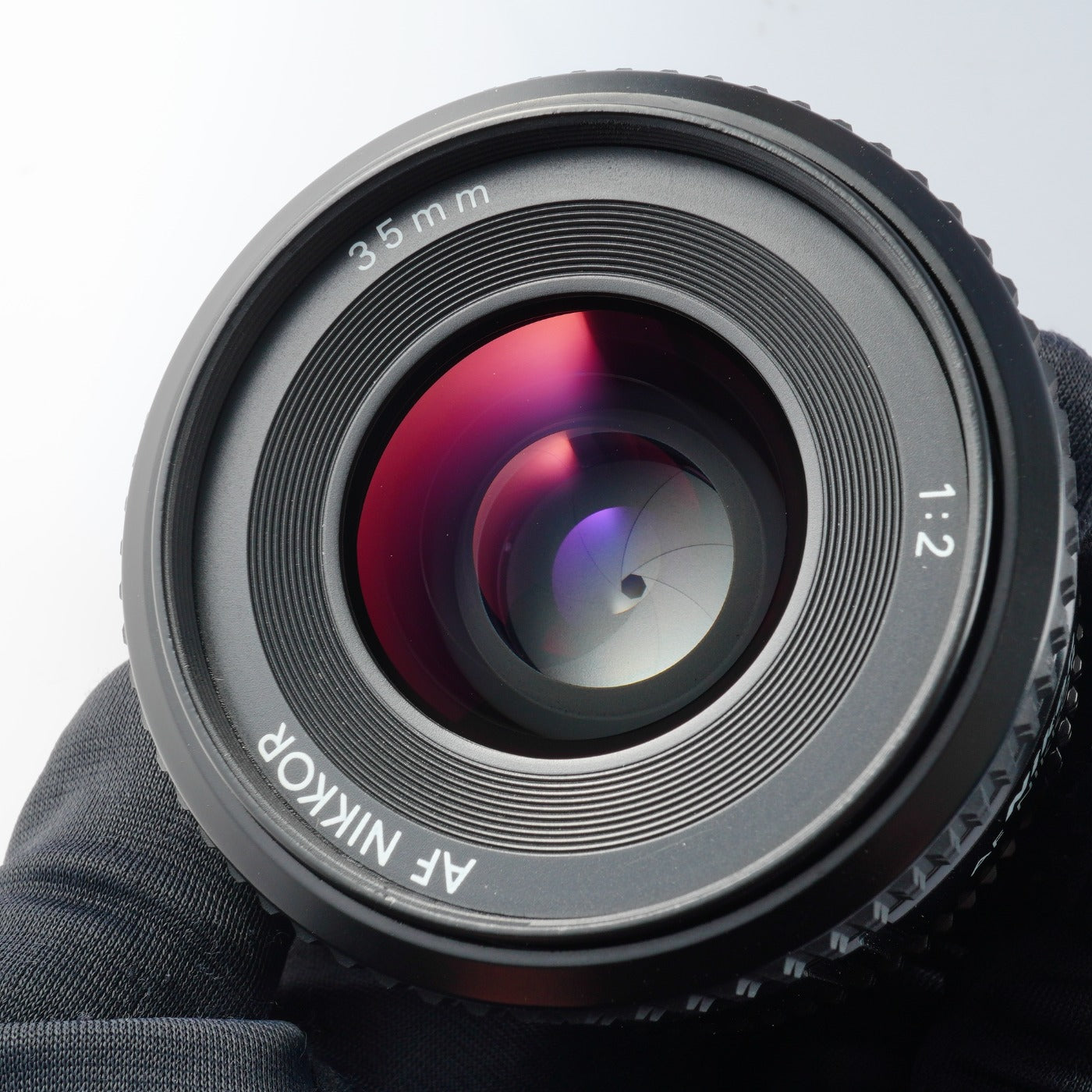 Nikon AF Nikkor 35mm F/2 単焦点レンズ