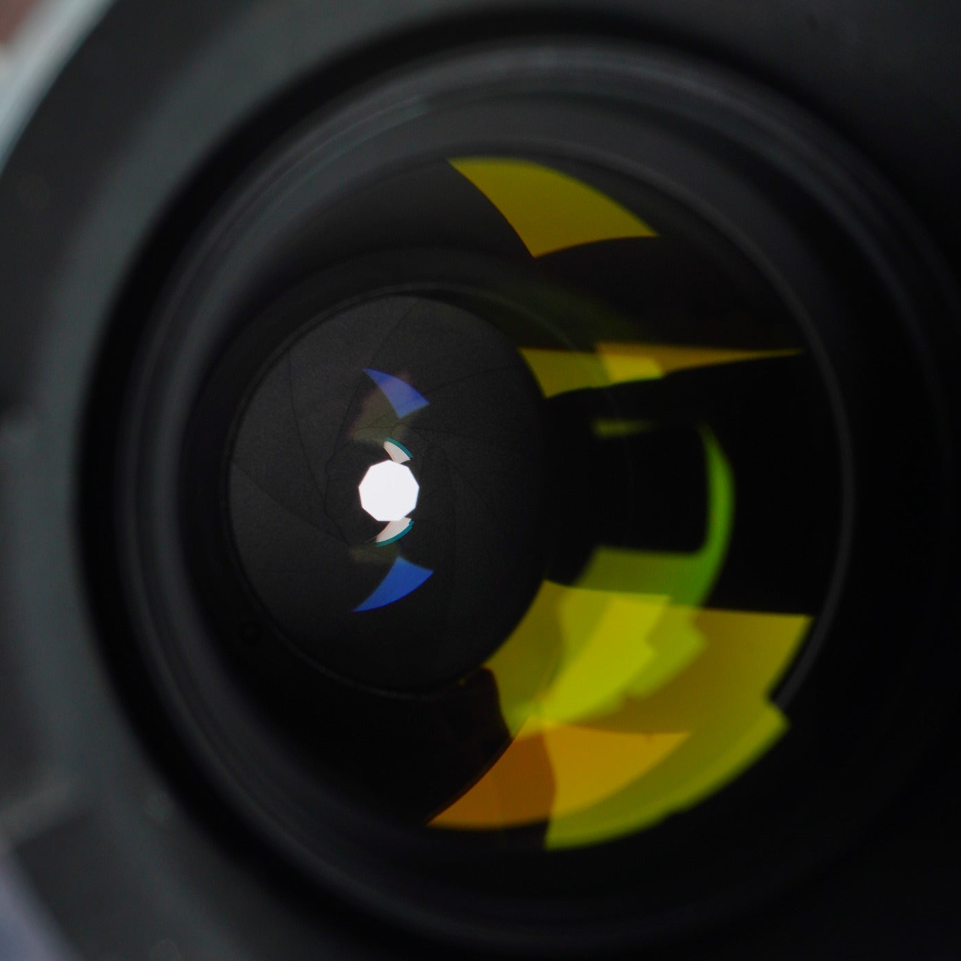 Nikon AF Nikkor 75-300mm F/4.5-5.6 ズームレンズ