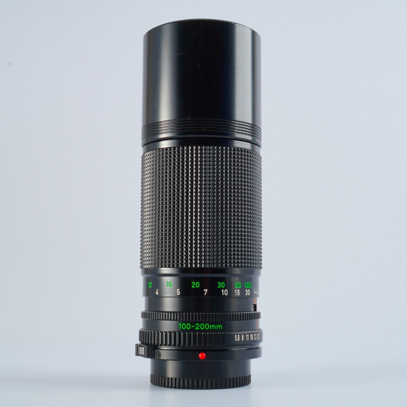 Canon FD 100-200 F/5.6 ズームレンズ