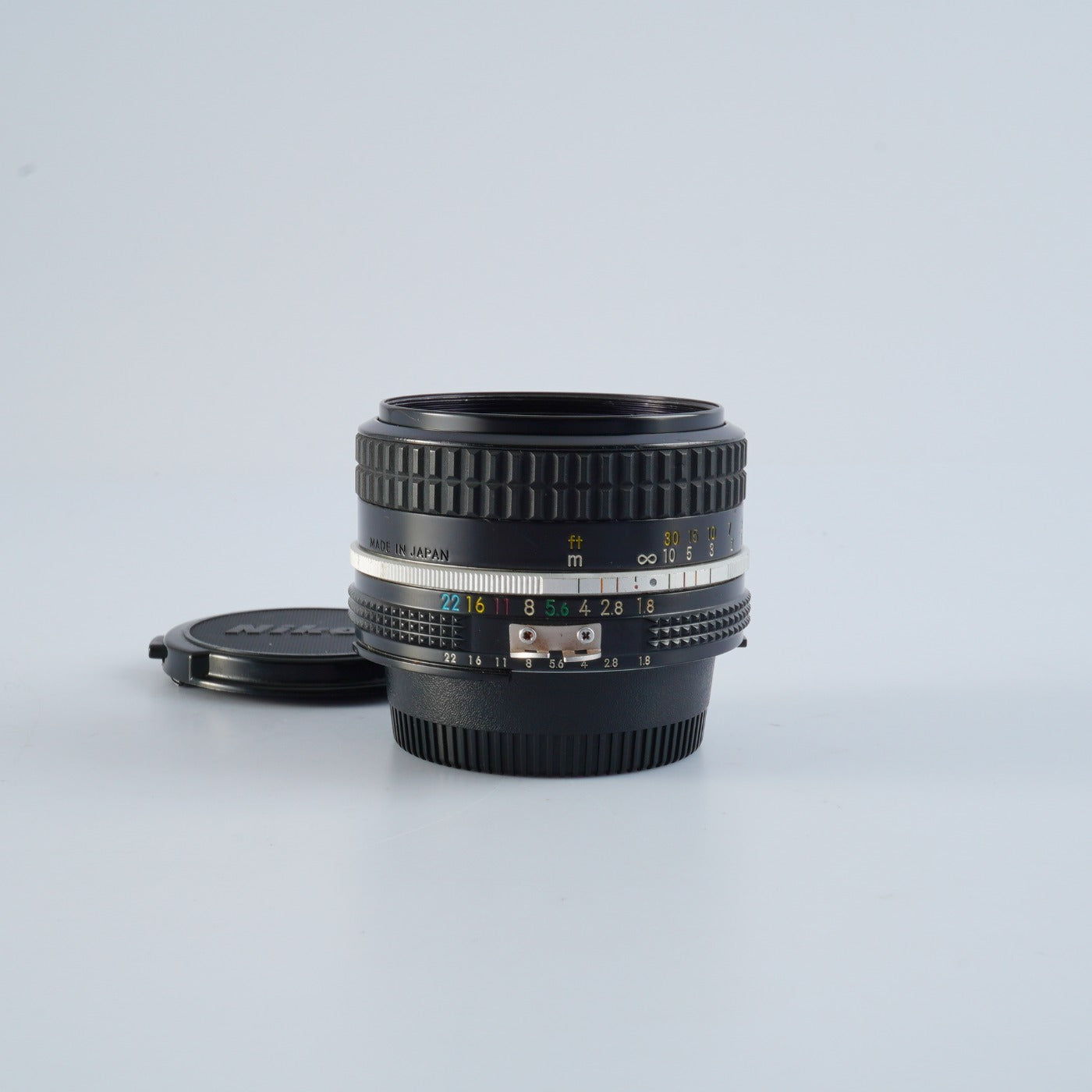 Nikon Ai Nikkor 50mm F/1.8 単焦点レンズ