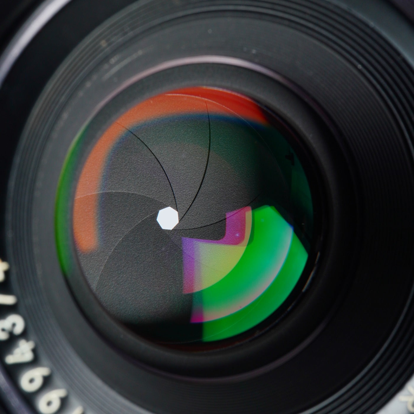 Nikon Ai Nikkor 50mm F/1.8 単焦点レンズ