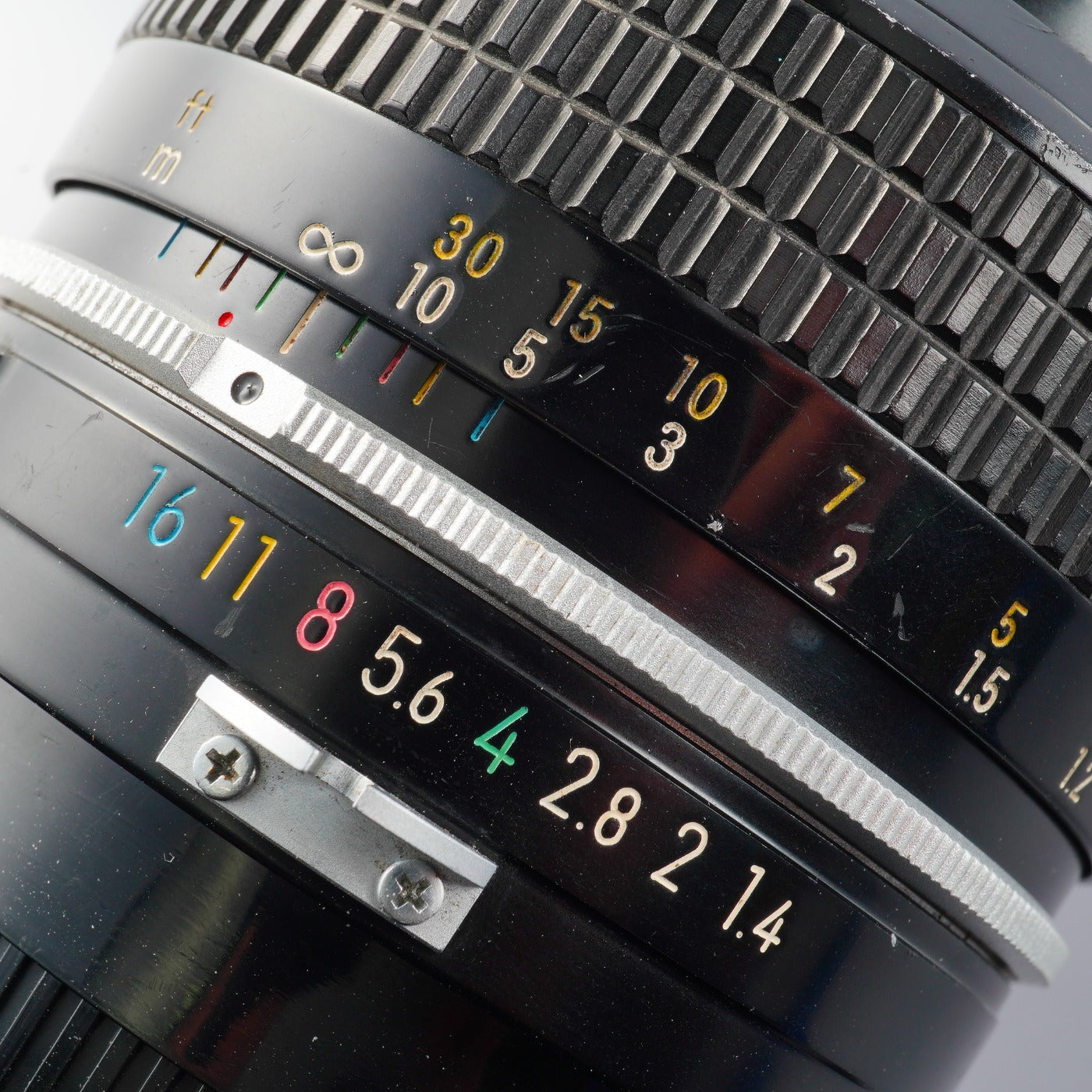 Nikon New Nikkor 50mm F/1.4 非Ai 単焦点レンズ