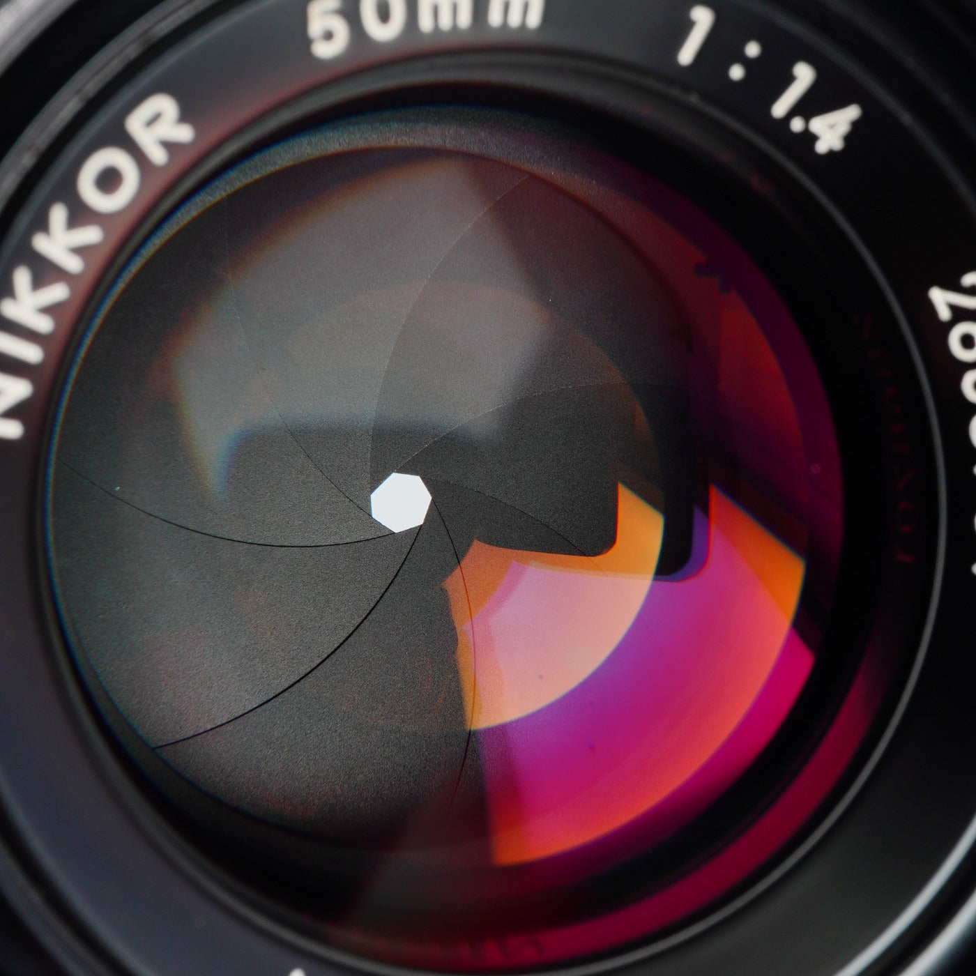 Nikon New Nikkor 50mm F/1.4 非Ai 単焦点レンズ