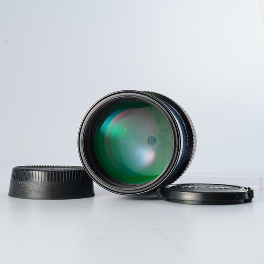 Nikon Nikkor 200mm F/4 非Ai 単焦点レンズ