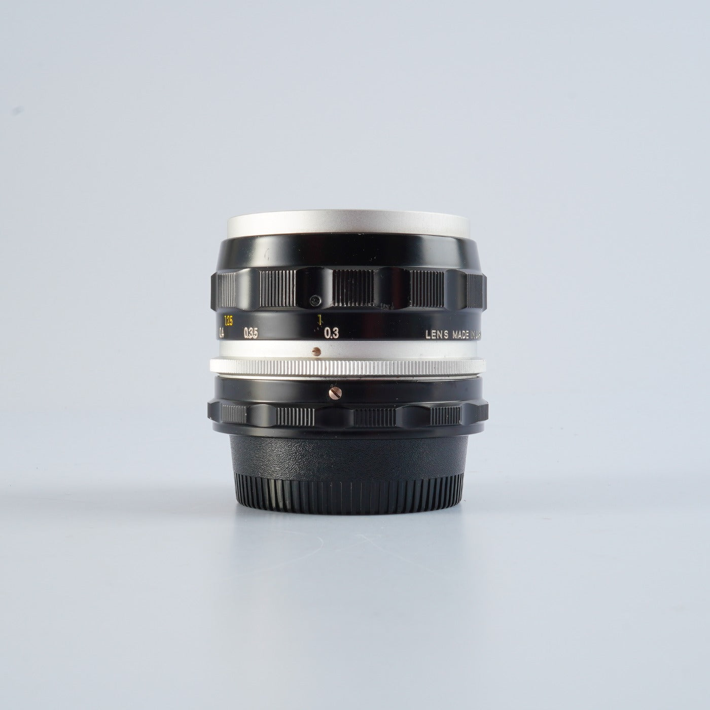 Nikon NIKKOR-S Auto 35mm F/2.8 非Ai 単焦点レンズ
