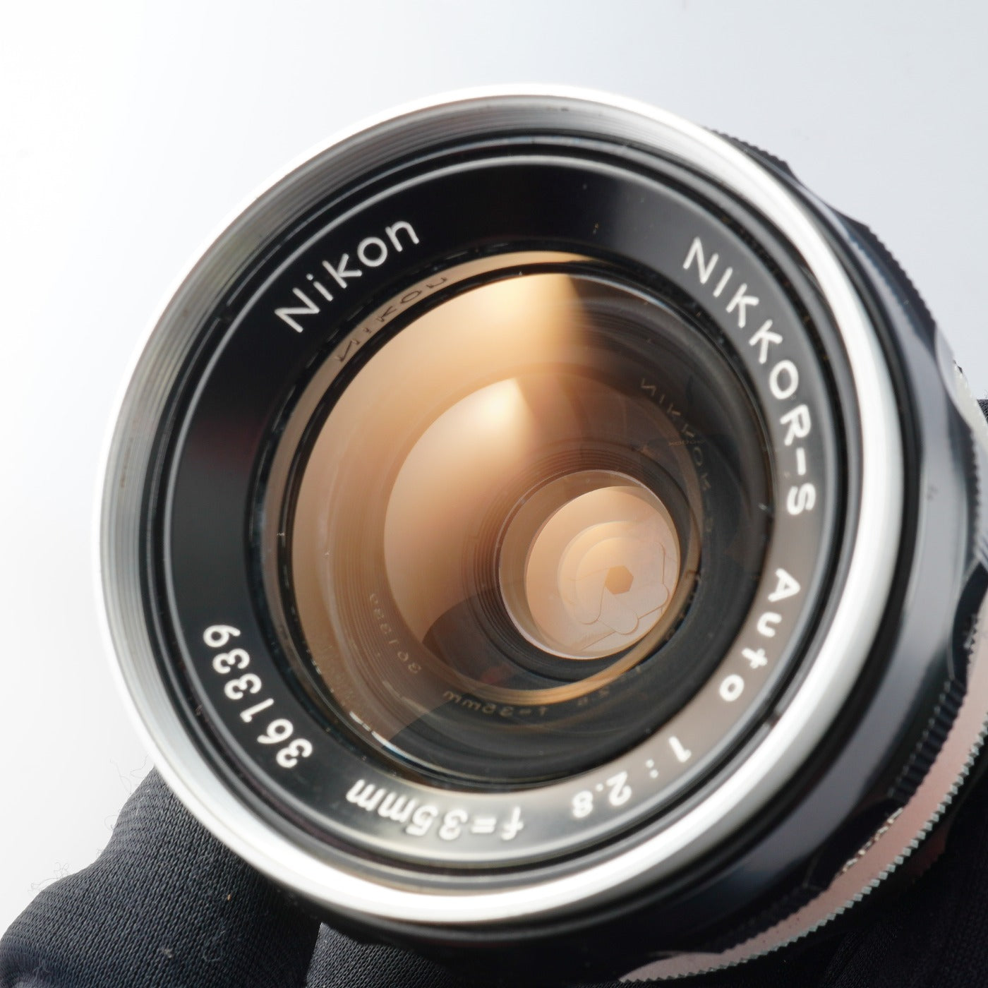 Nikon NIKKOR-S Auto 35mm F/2.8 非Ai 単焦点レンズ
