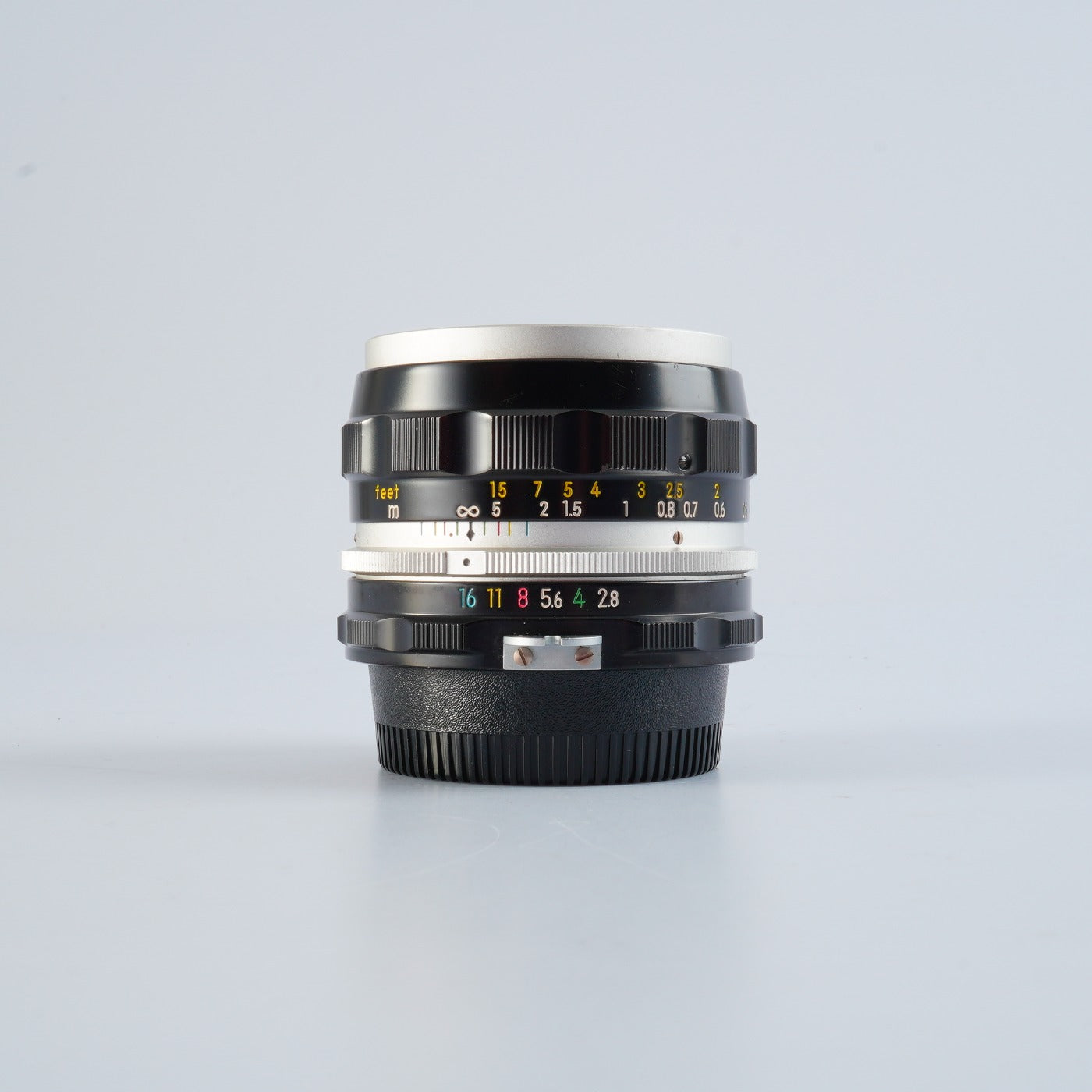 Nikon NIKKOR-S Auto 35mm F/2.8 非Ai 単焦点レンズ