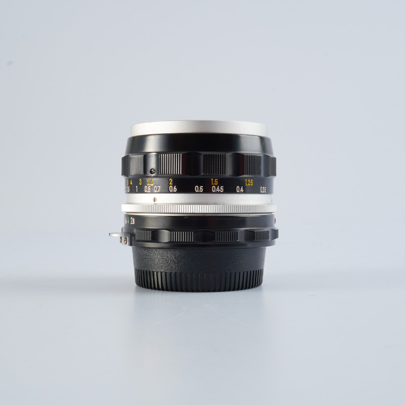 Nikon NIKKOR-S Auto 35mm F/2.8 非Ai 単焦点レンズ