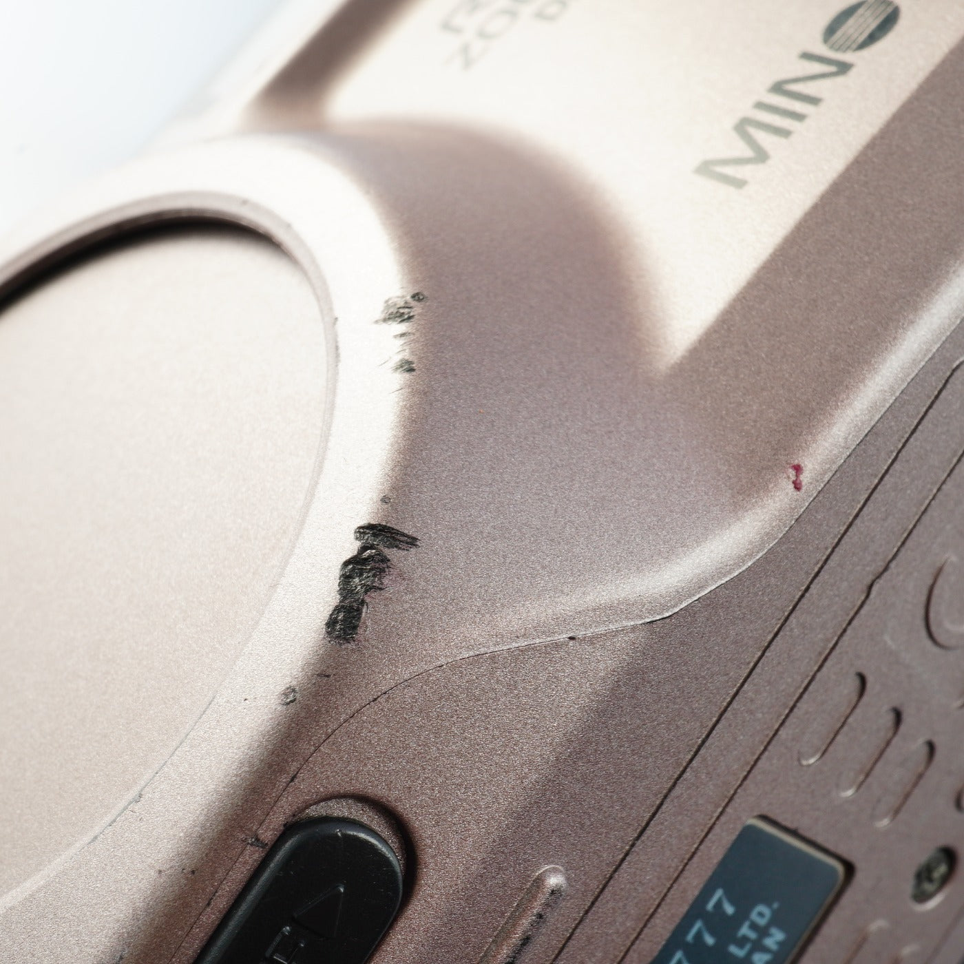 MINOLTA Riva ( Freedom ) Zoom 70 コンパクトフィルムカメラ