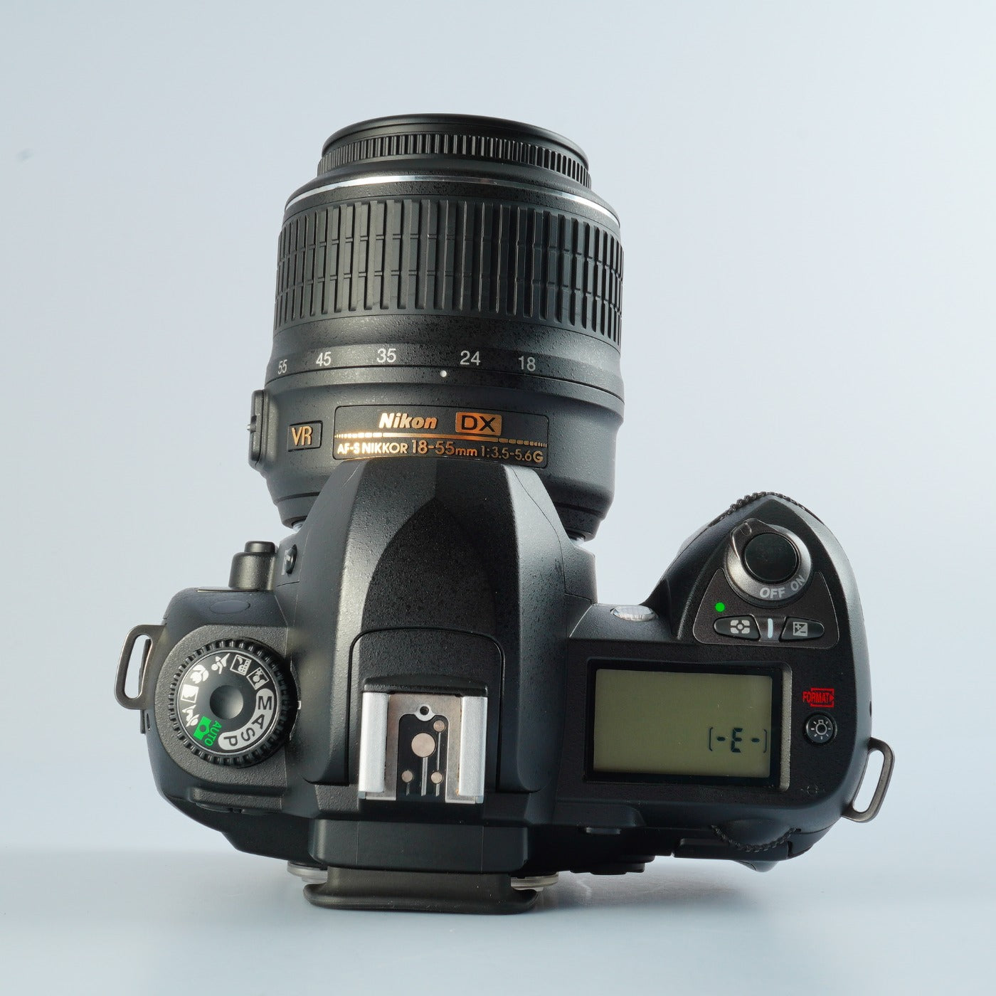 Nikon D70s + AF‑S DX Zoom Nikkor 18‑55mm F/3.5‑5.6 G ED デジタル一眼レフカメラ