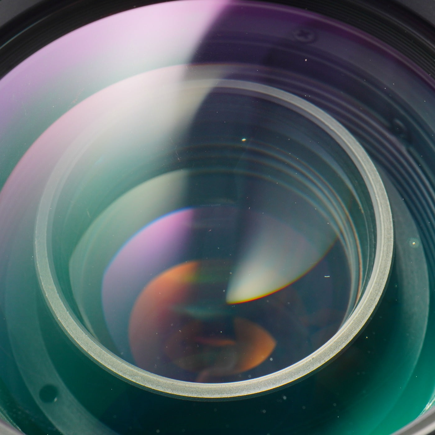 Nikon AF Nikkor 70-210mm F/4 ズームレンズ