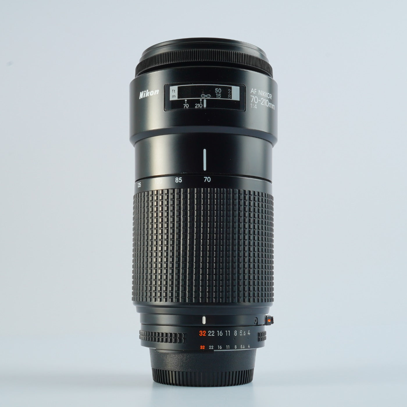 Nikon AF Nikkor 70-210mm F/4 ズームレンズ