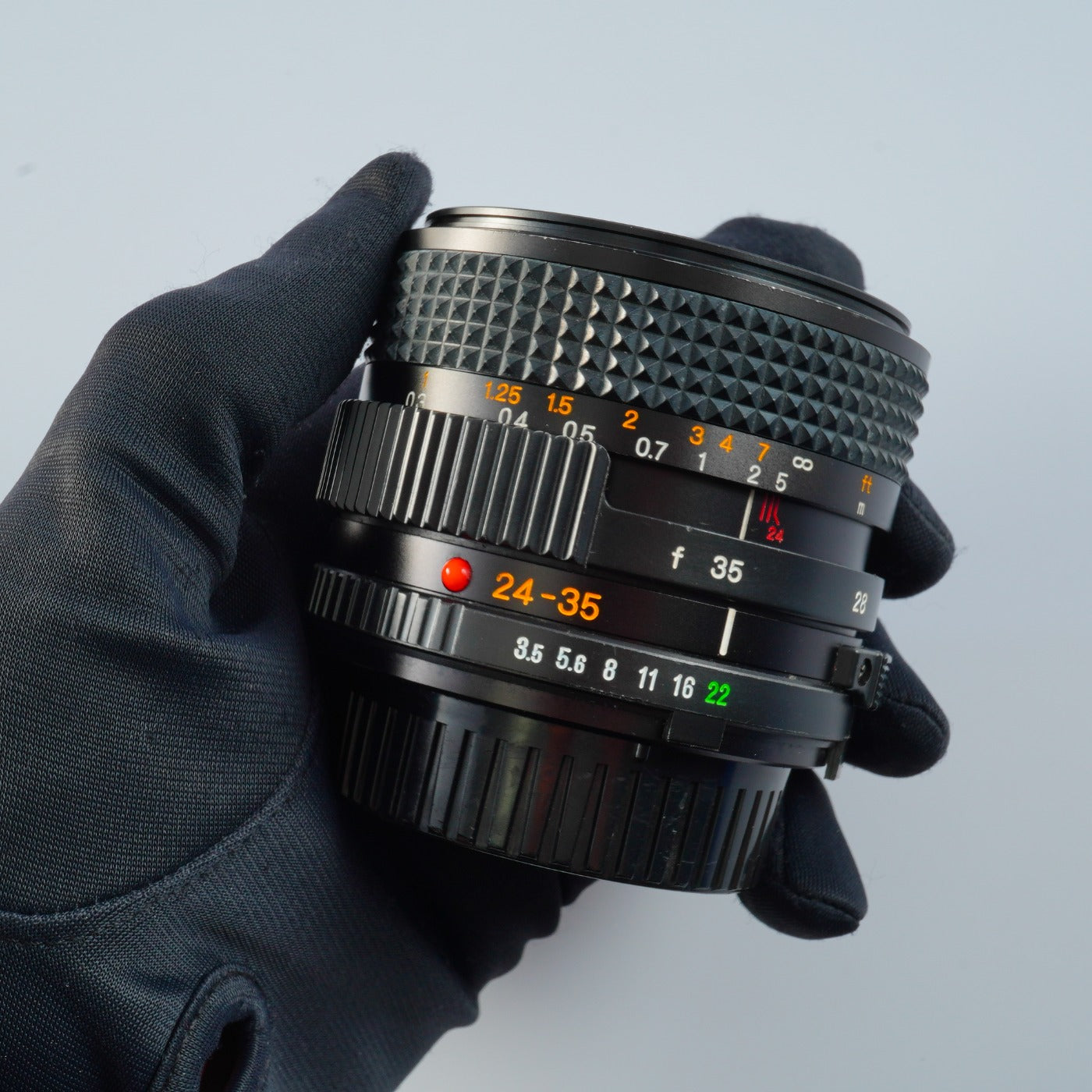 【ジャンク】 MINOLTA MD 24-35mm F/3.5 ズームレンズ