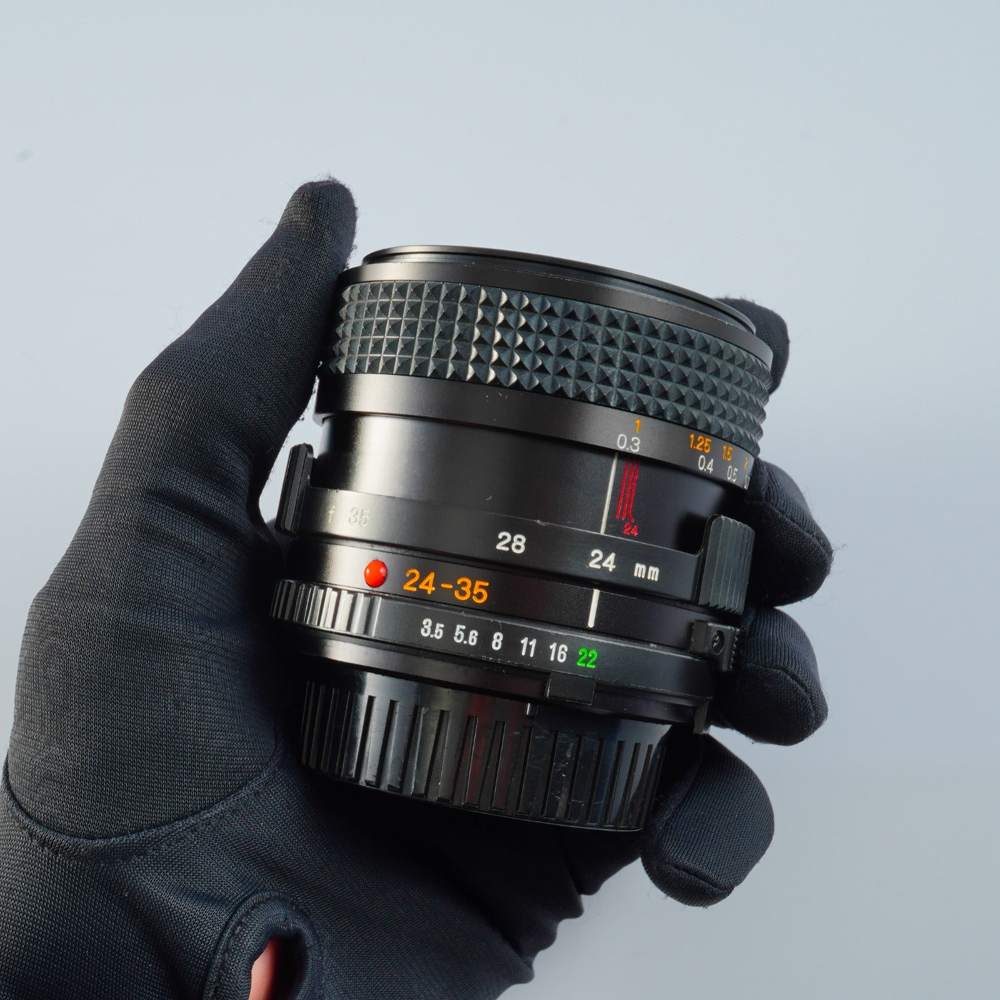 【ジャンク】 MINOLTA MD 24-35mm F/3.5 ズームレンズ
