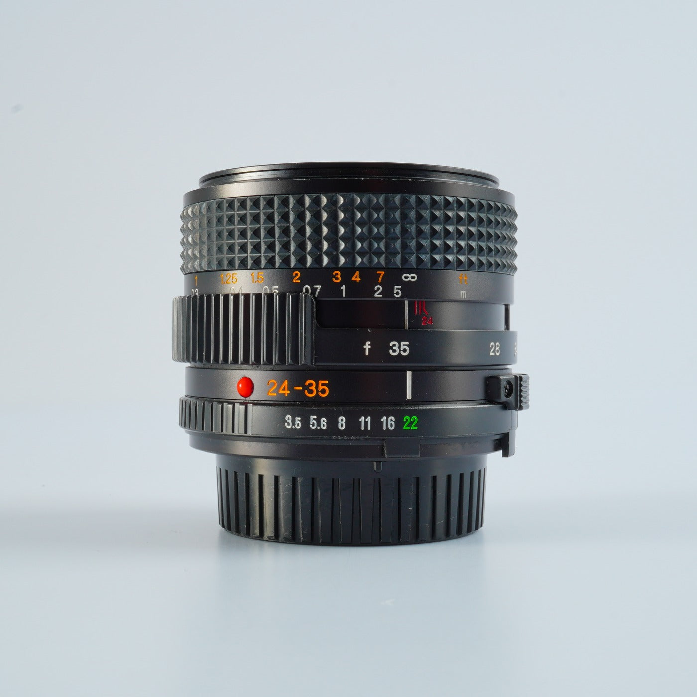 【ジャンク】 MINOLTA MD 24-35mm F/3.5 ズームレンズ