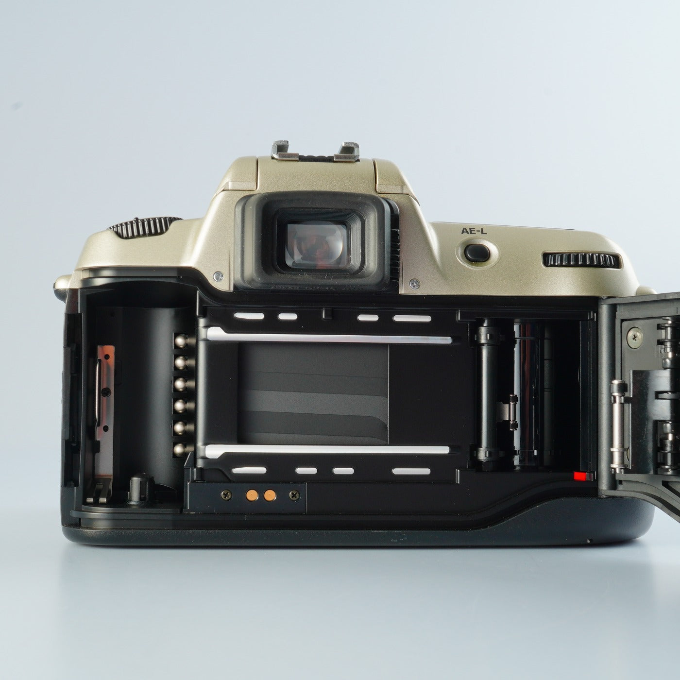 Nikon F60 ( N60 ) + AF Nikkor 28-80mm F/3.3-5.6G AF フィルム一眼レフカメラ