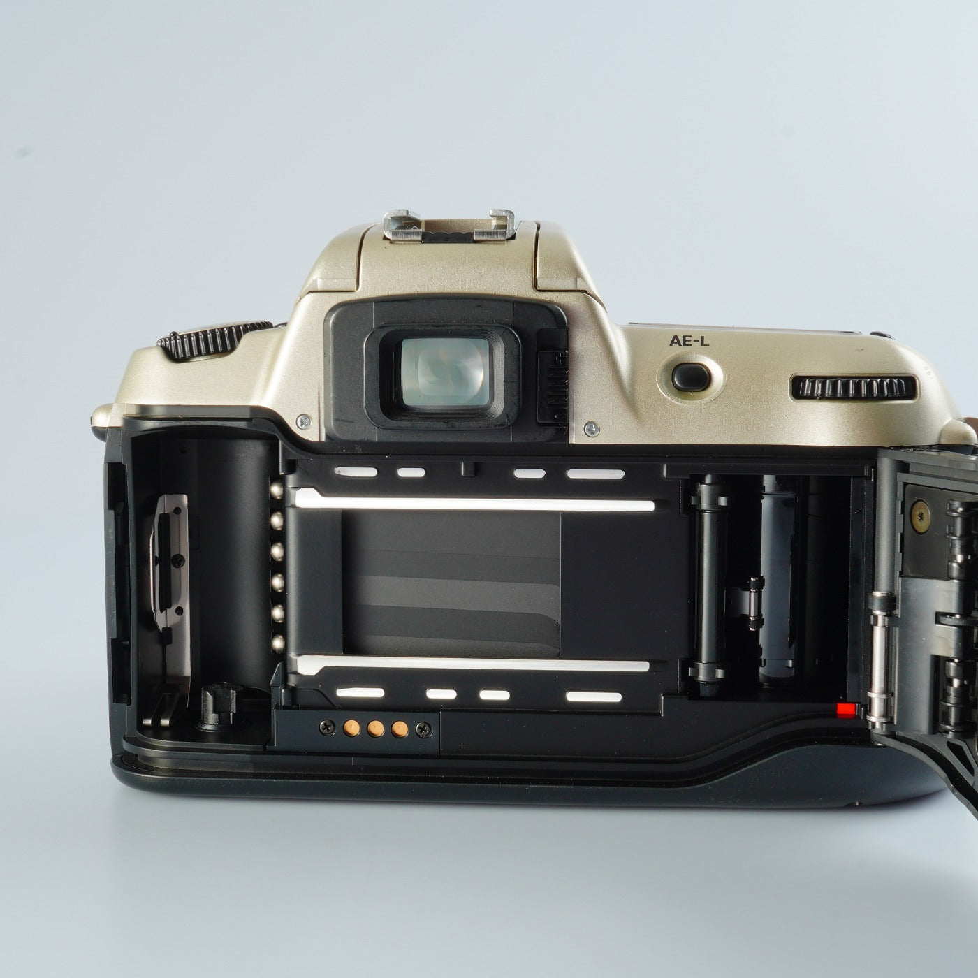 Nikon F60 ( N60 ) + AF Nikkor 28-80mm F/3.3-5.6G AF フィルム一眼レフカメラ