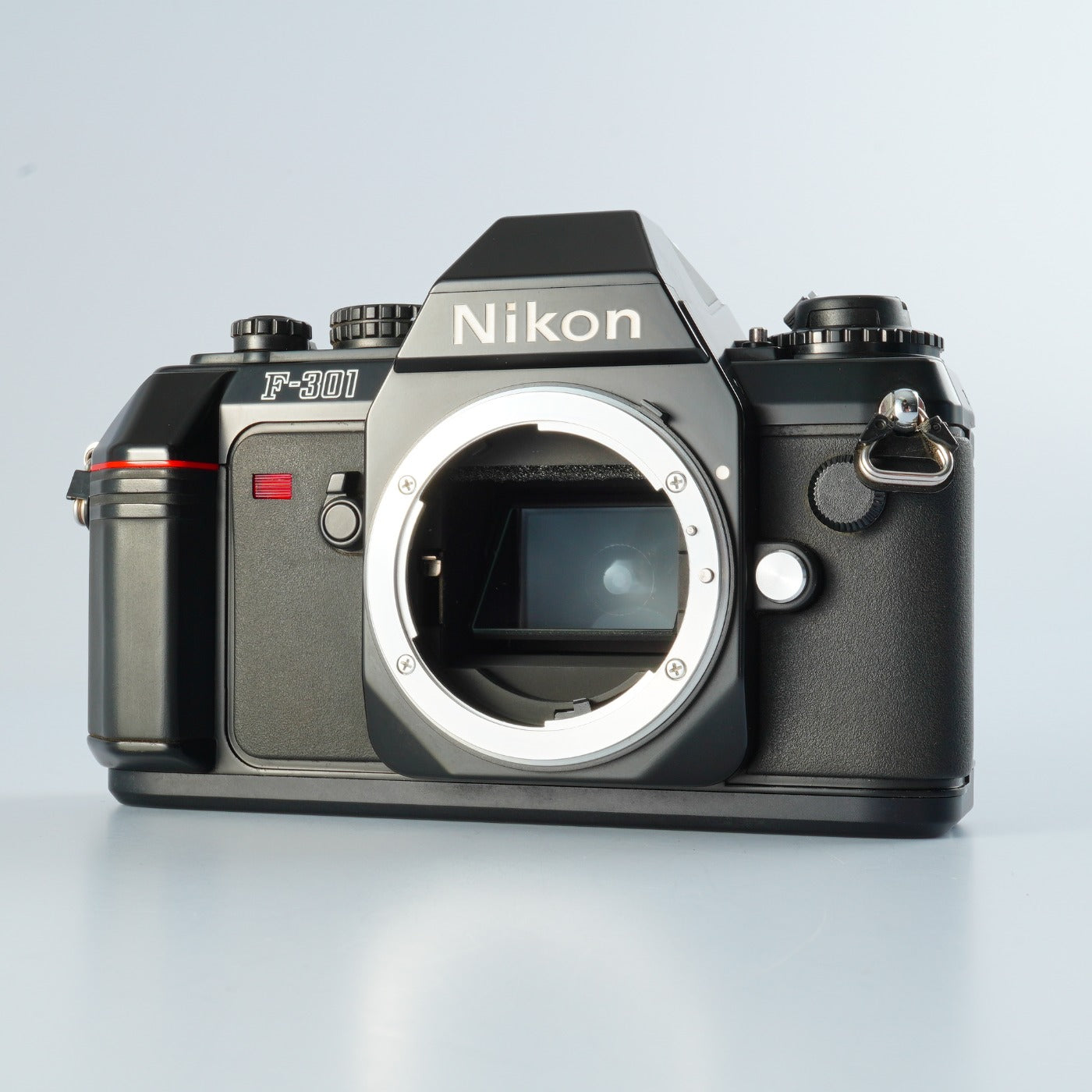 Nikon F-301 MF フィルム一眼レフカメラ