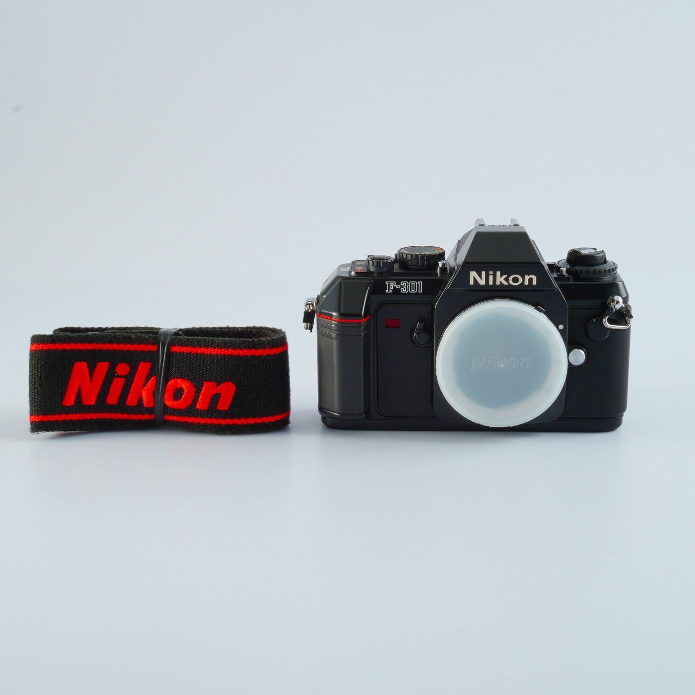 Nikon F-301 MF フィルム一眼レフカメラ