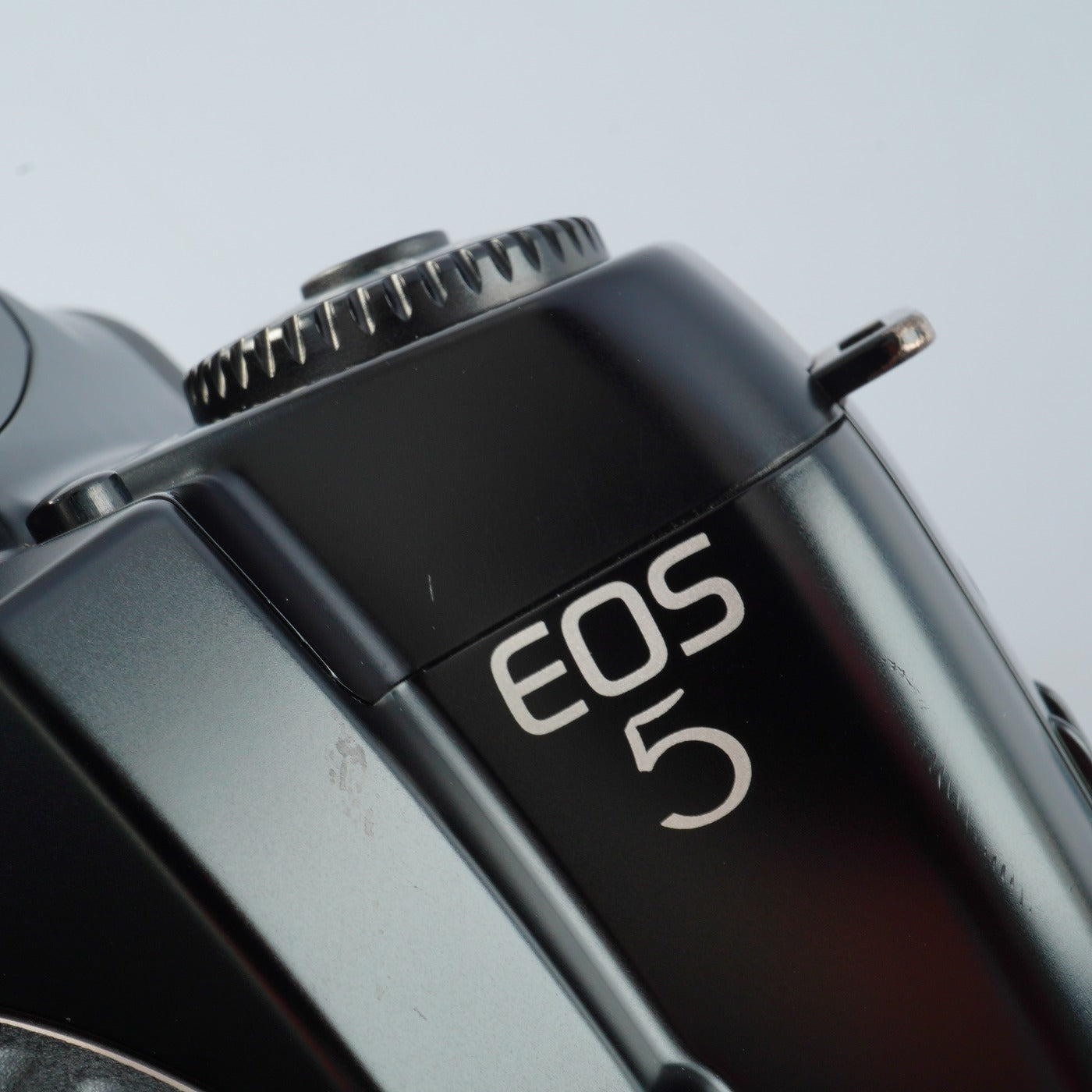 Canon EOS 5 + EF 28-70mm F/3.5-4.5 Ⅱ + VG-10 AF フィルム一眼レフカメラ