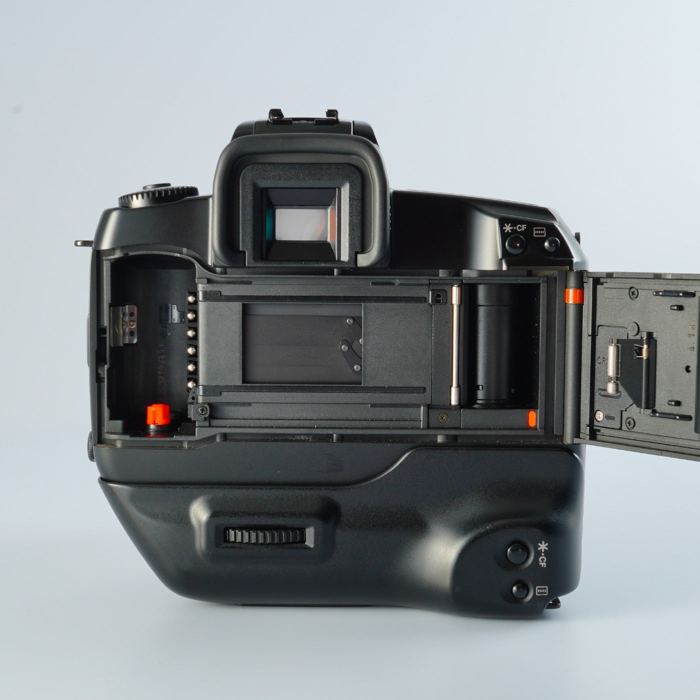 Canon EOS 5 + EF 28-70mm F/3.5-4.5 Ⅱ + VG-10 AF フィルム一眼レフカメラ