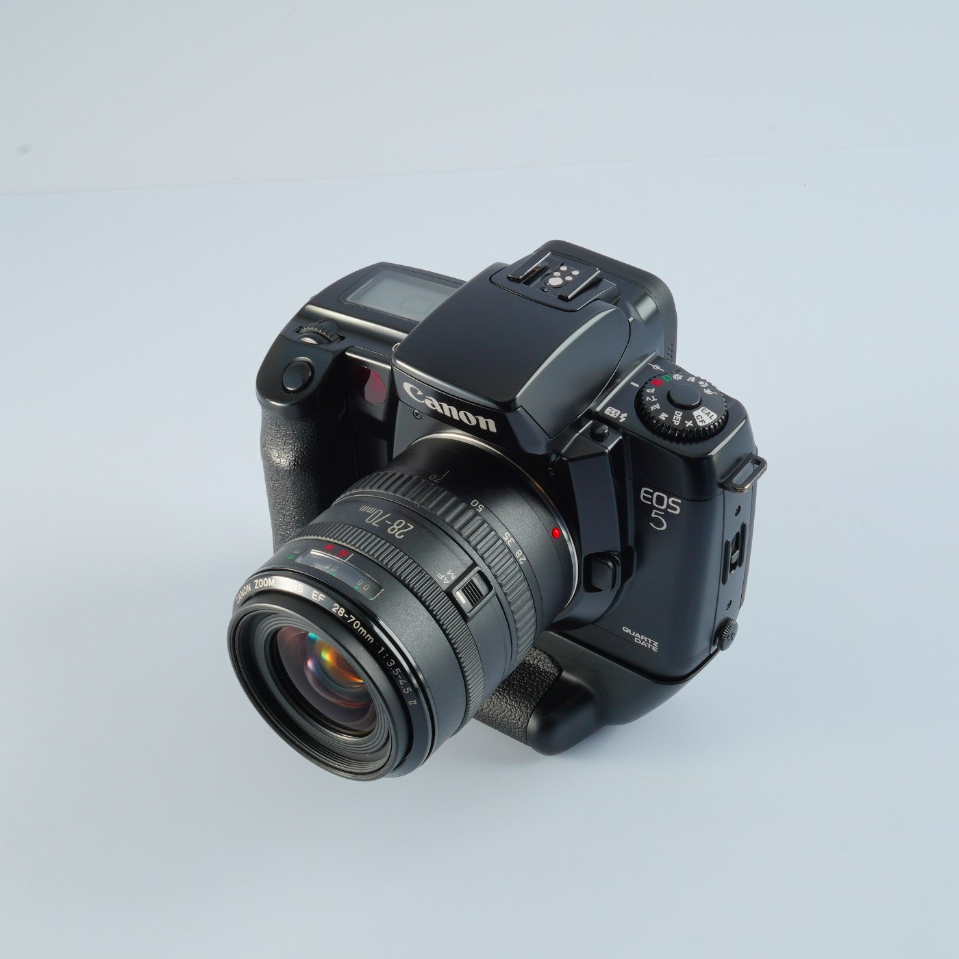 Canon EOS 5 + EF 28-70mm F/3.5-4.5 Ⅱ + VG-10 AF フィルム一眼レフカメラ