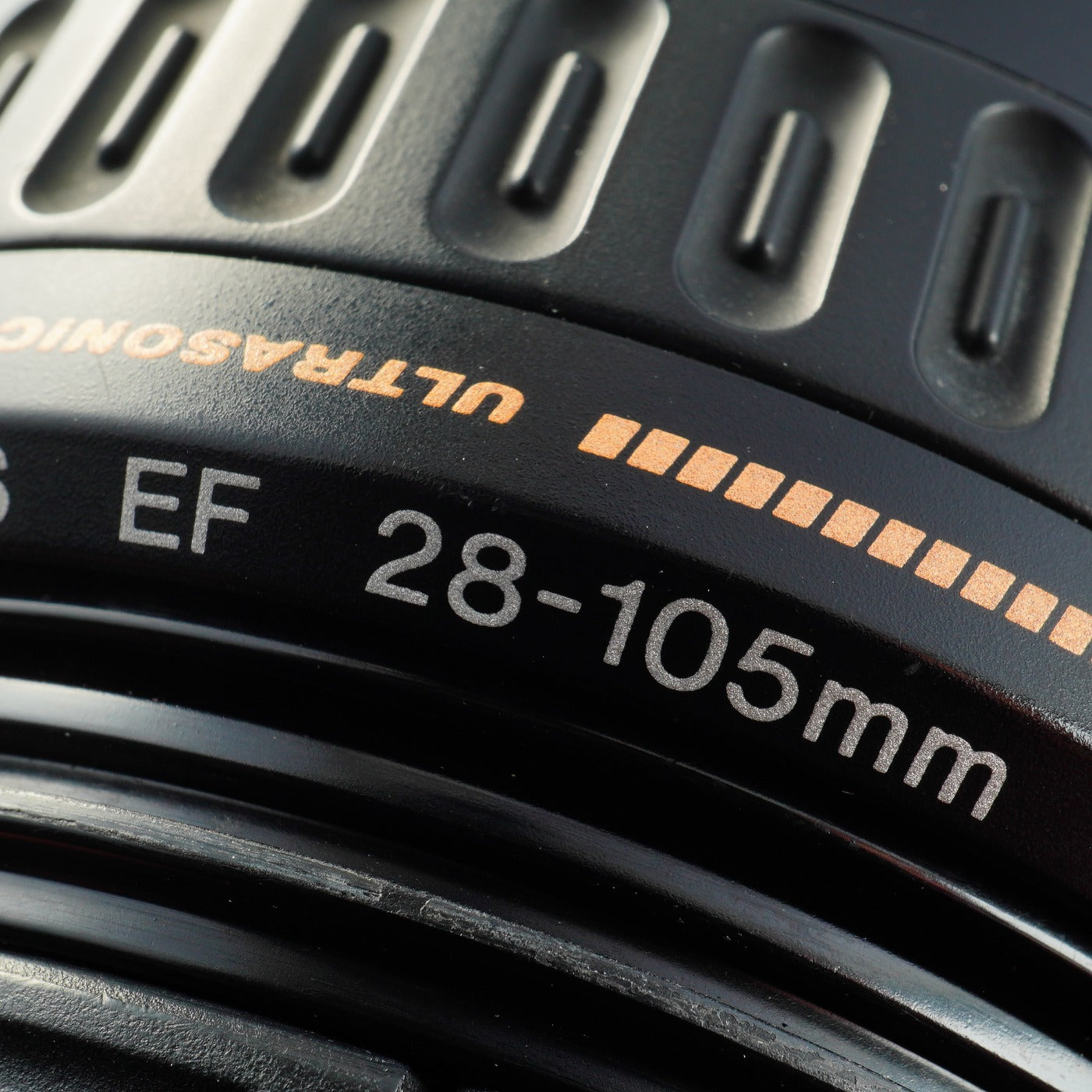 Canon EF 28–105 mm F/3.5–4.5 USM ズームレンズ