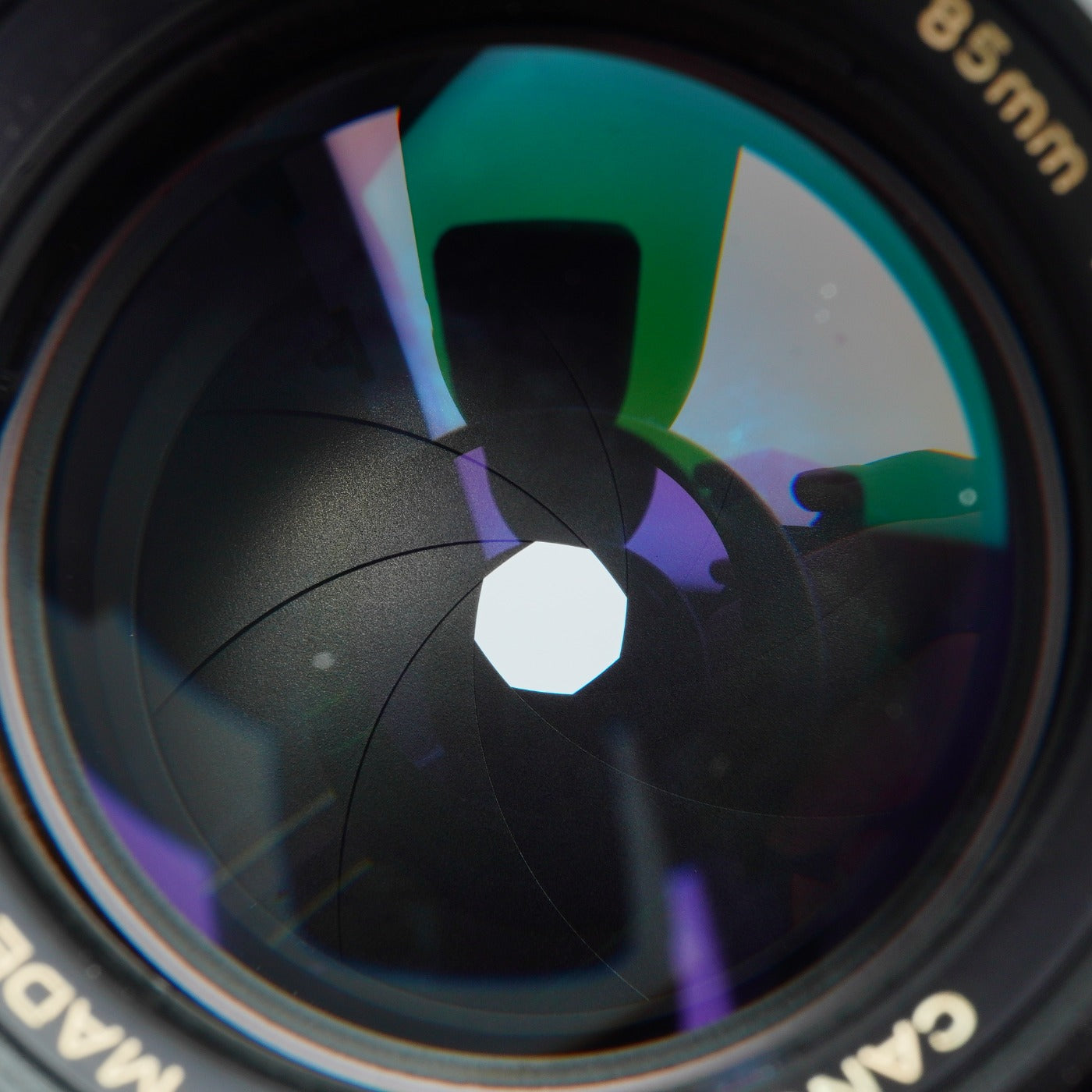 Canon FD 85mm F/1.8 単焦点レンズ