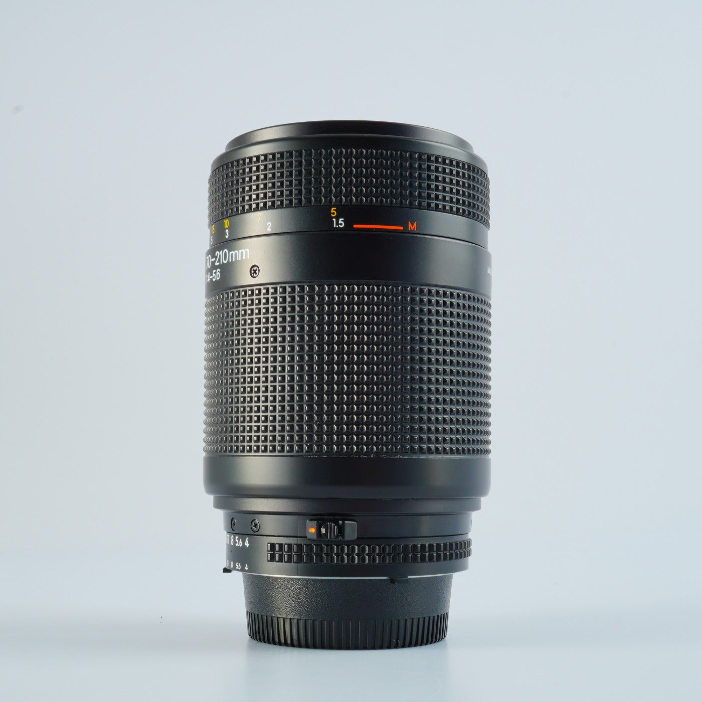 Nikon AF Nikkor 70-210mm f/4-5.6 ズームレンズ