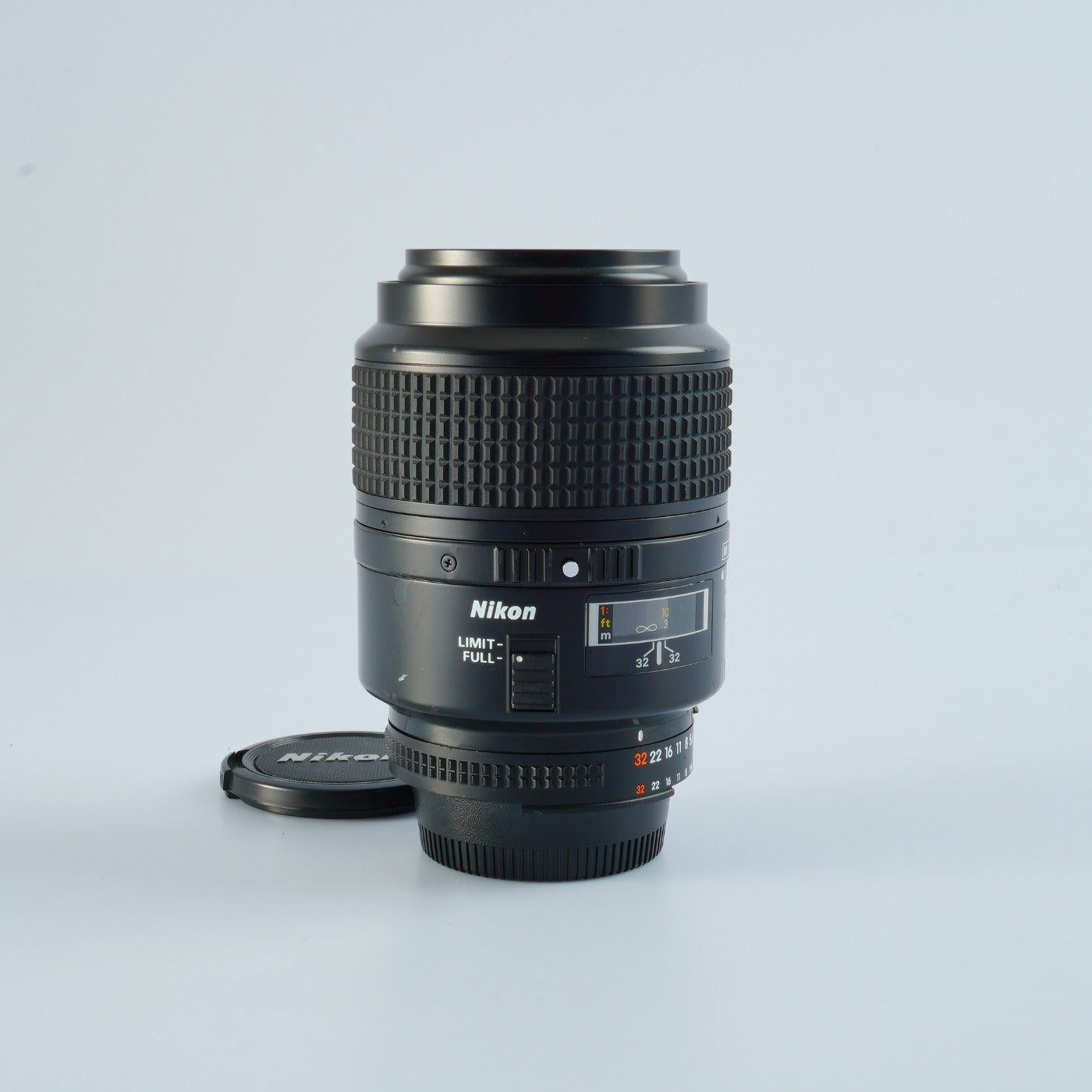 Nikon AF Micro NIKKOR 105mm f/2.8 D マクロレンズ