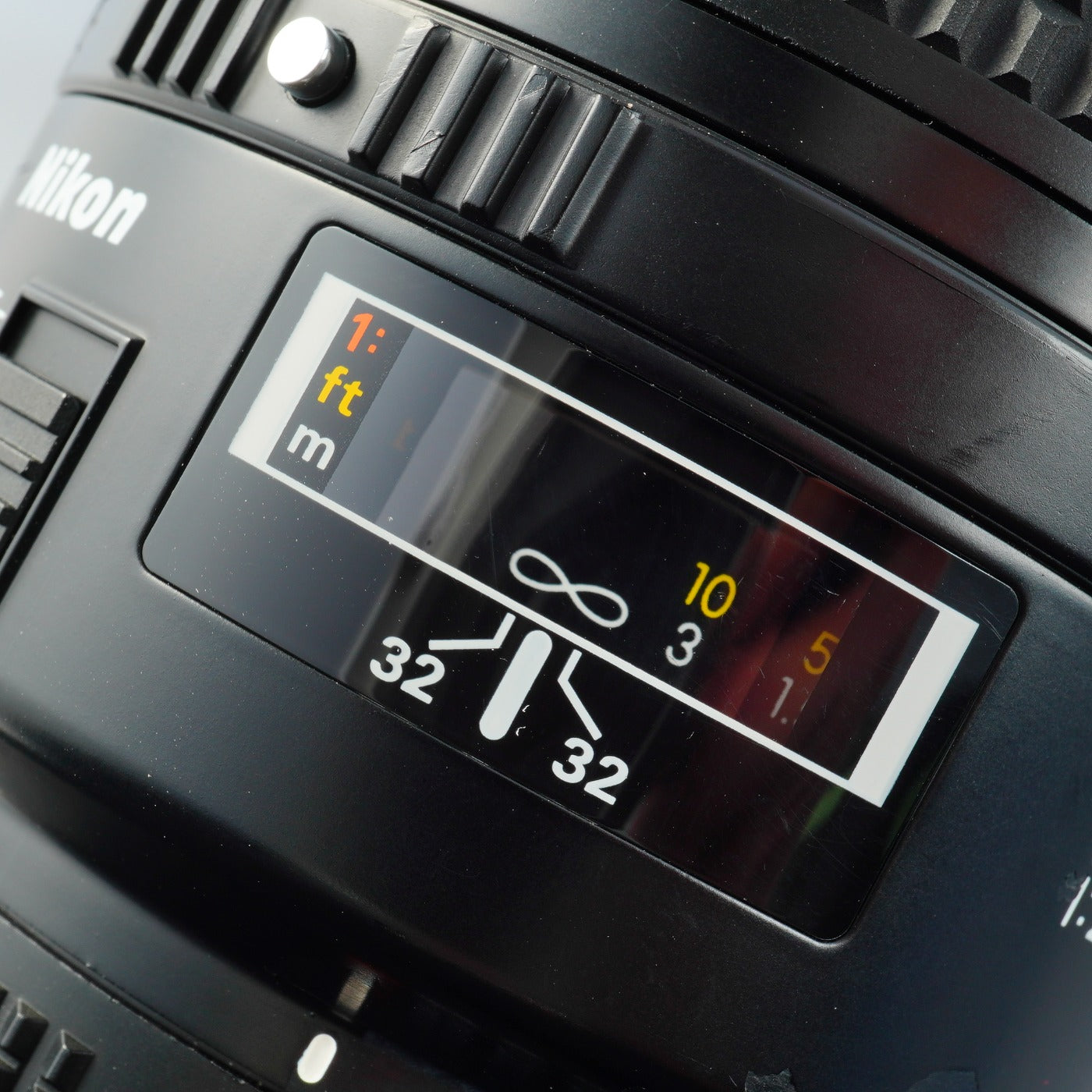 Nikon AF Micro NIKKOR 105mm f/2.8 D マクロレンズ