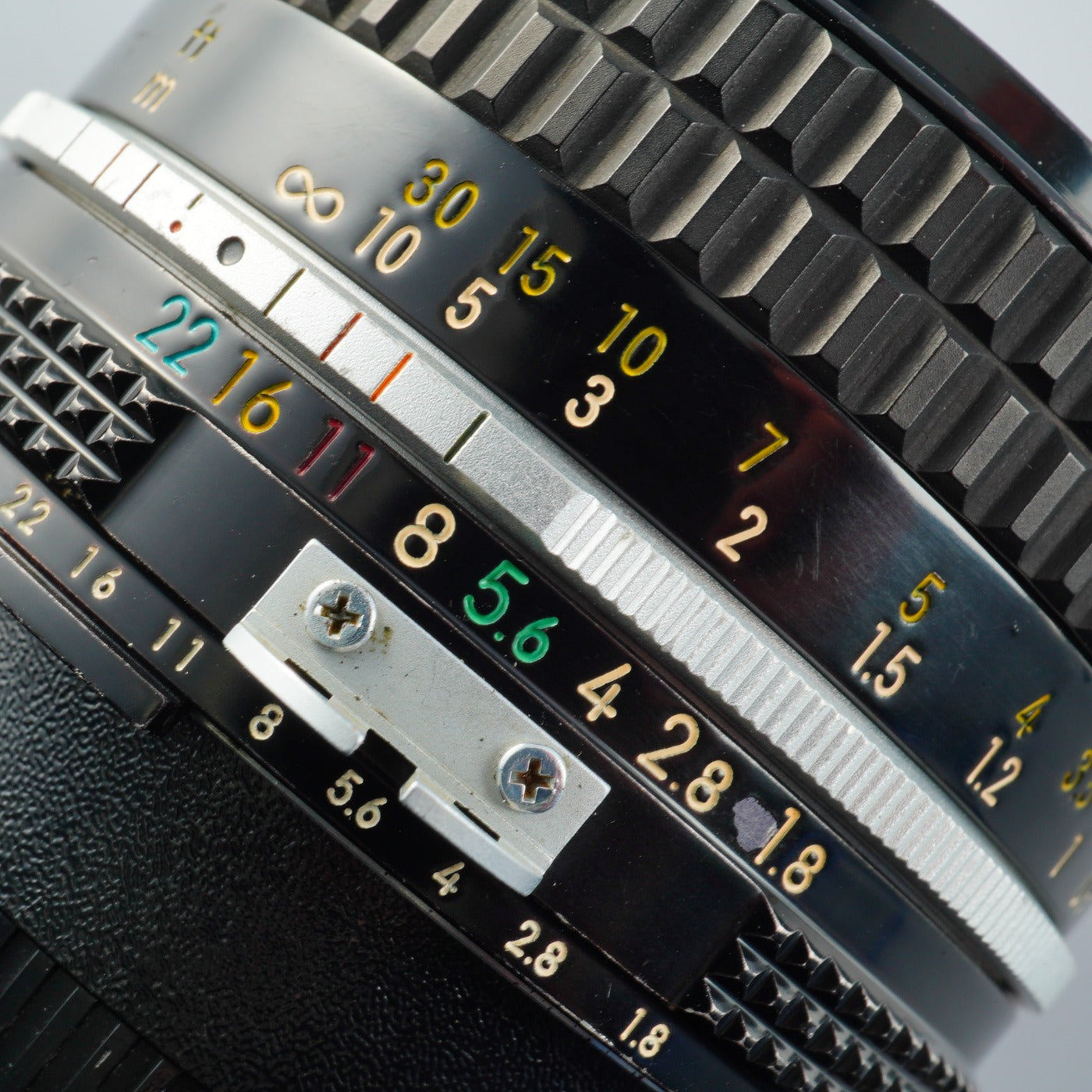 Nikon Nikkor Ai 50mm F/1.8 単焦点レンズ