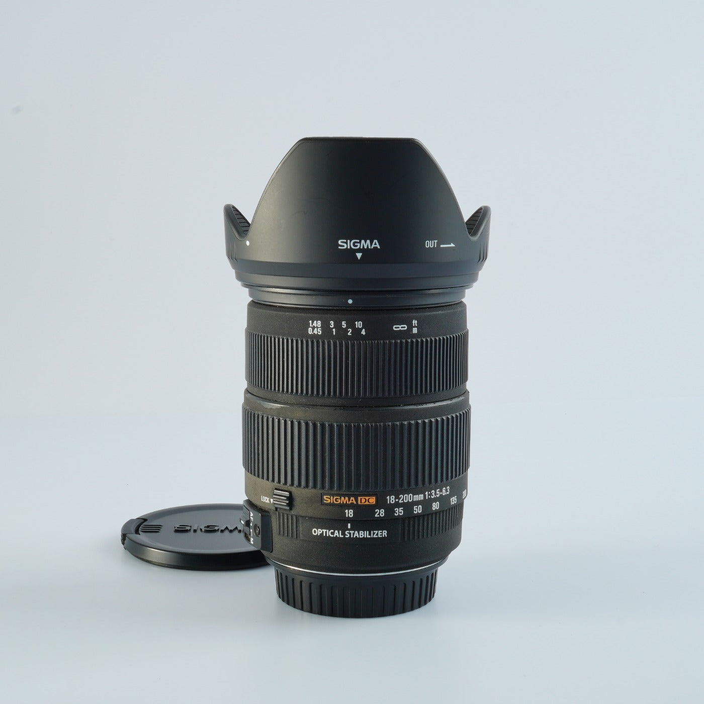 SIGMA 18-200mm F3.5-6.3 DC OS / DC OS HSM (Canon EF-S用) ズームレンズ