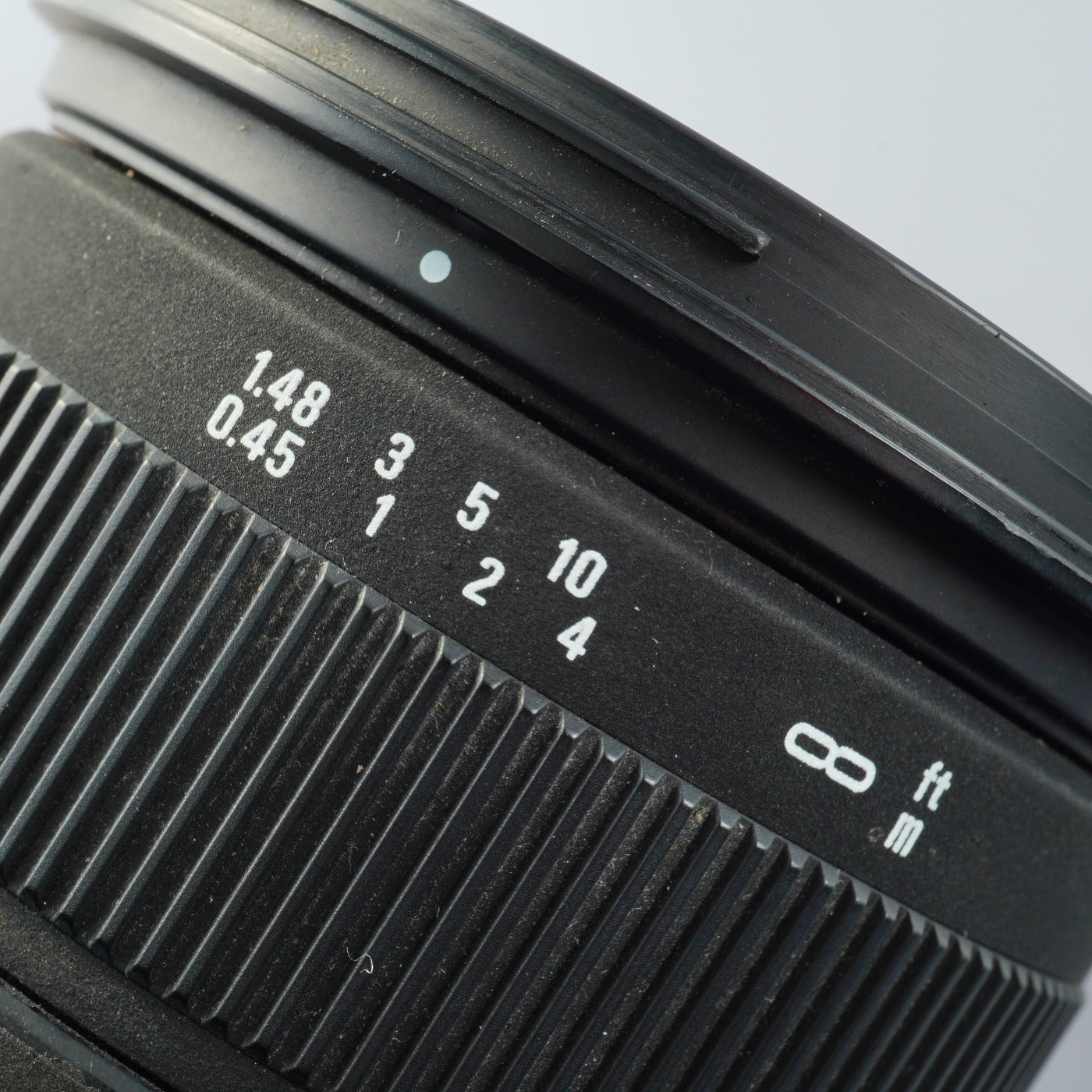 SIGMA 18-200mm F3.5-6.3 DC OS / DC OS HSM (Canon EF-S用) ズームレンズ