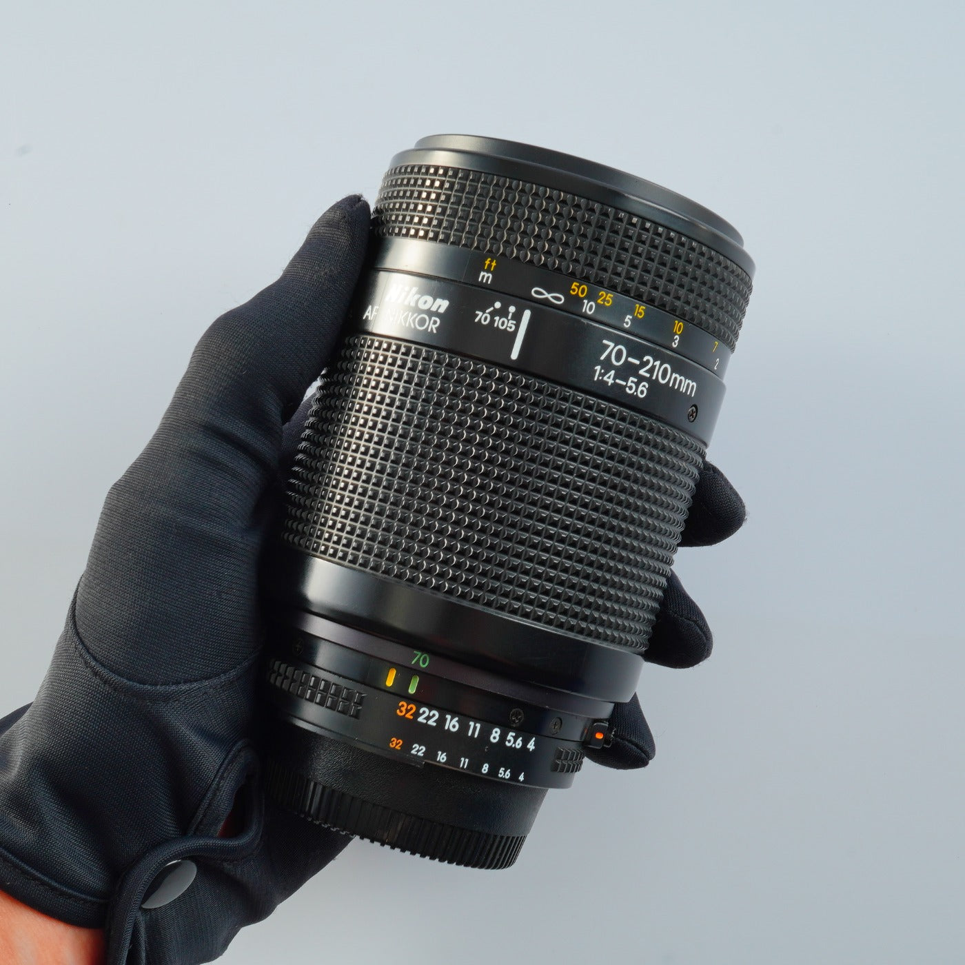 Nikon AF Nikkor 70-210mm F/4-5.6 ズームレンズ