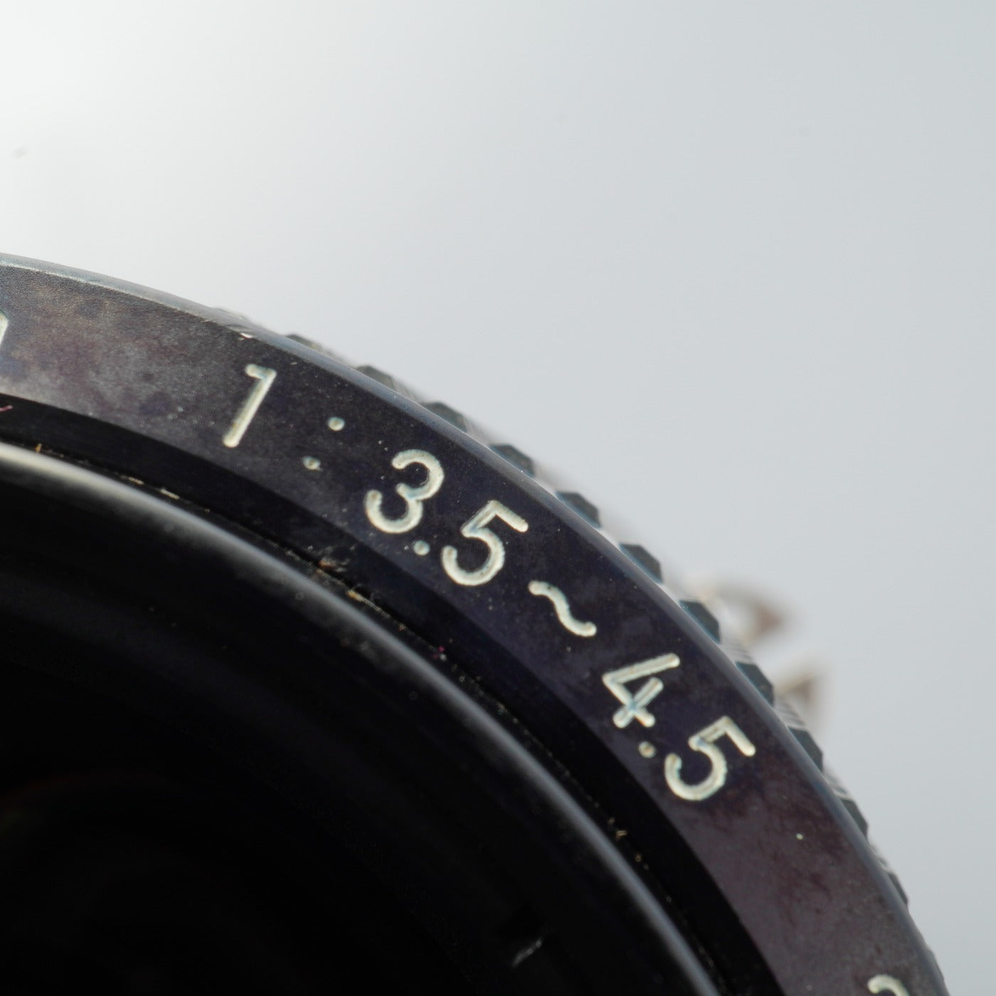 Nikon Ai-s Zoom Nikkor 35-105mm F/3.5-4.5 ズームレンズ