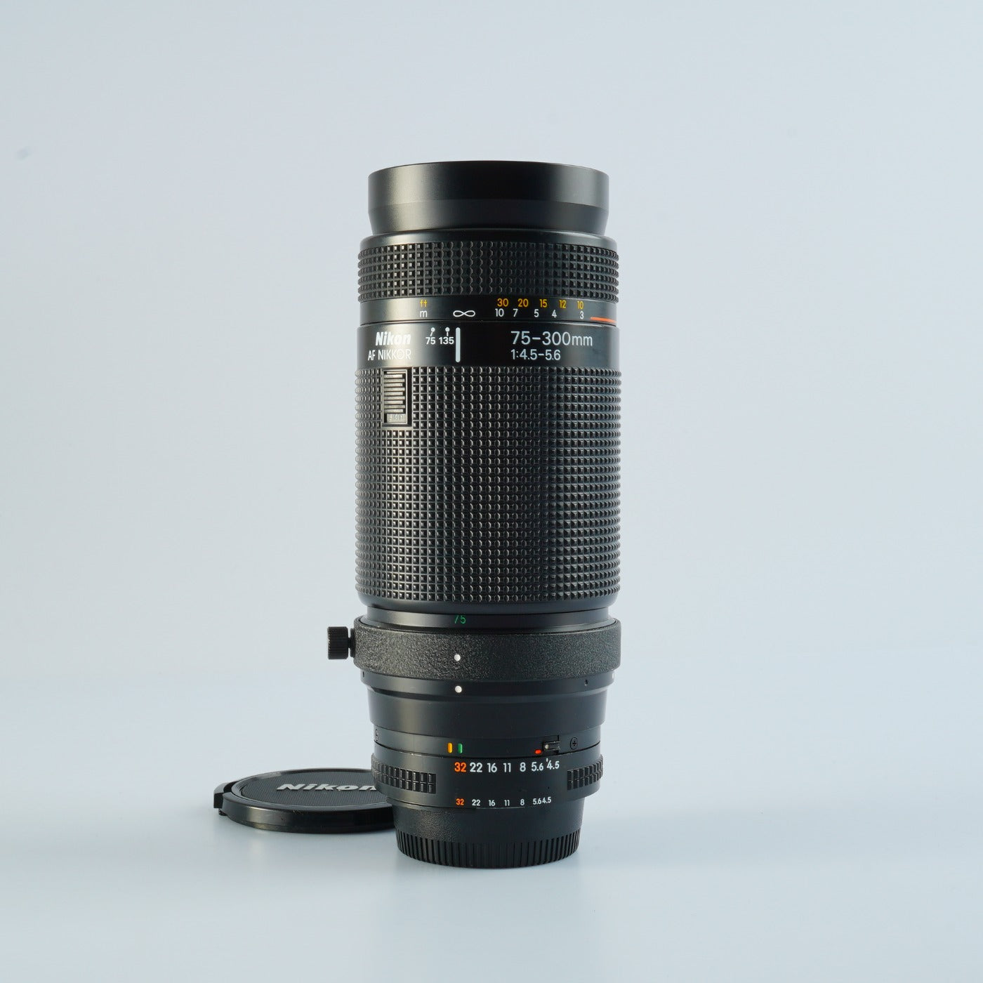 Nikon AF Nikkor 75-300mm F/4.5-5.6 ズームレンズ