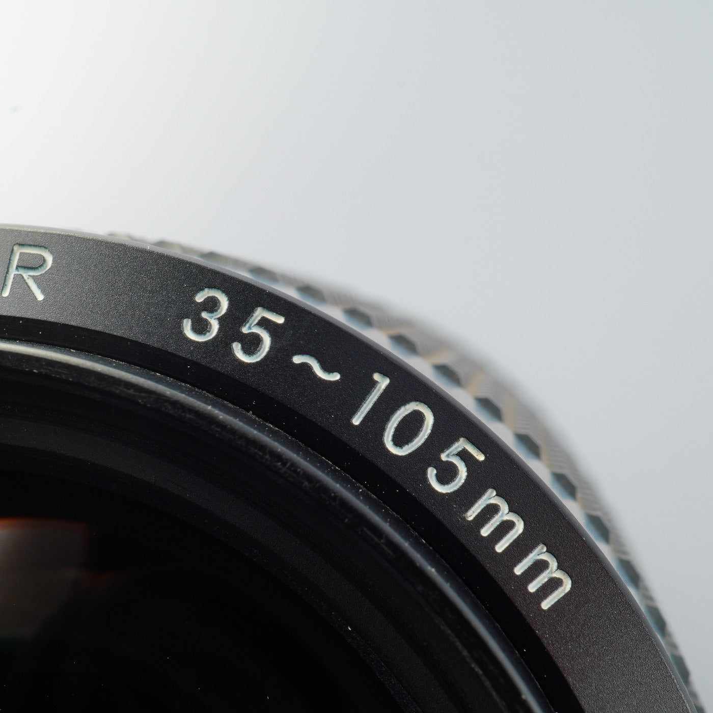 Nikon Ai-S Zoom Nikkor 35-105mm F/3.5-4.5 ズームレンズ
