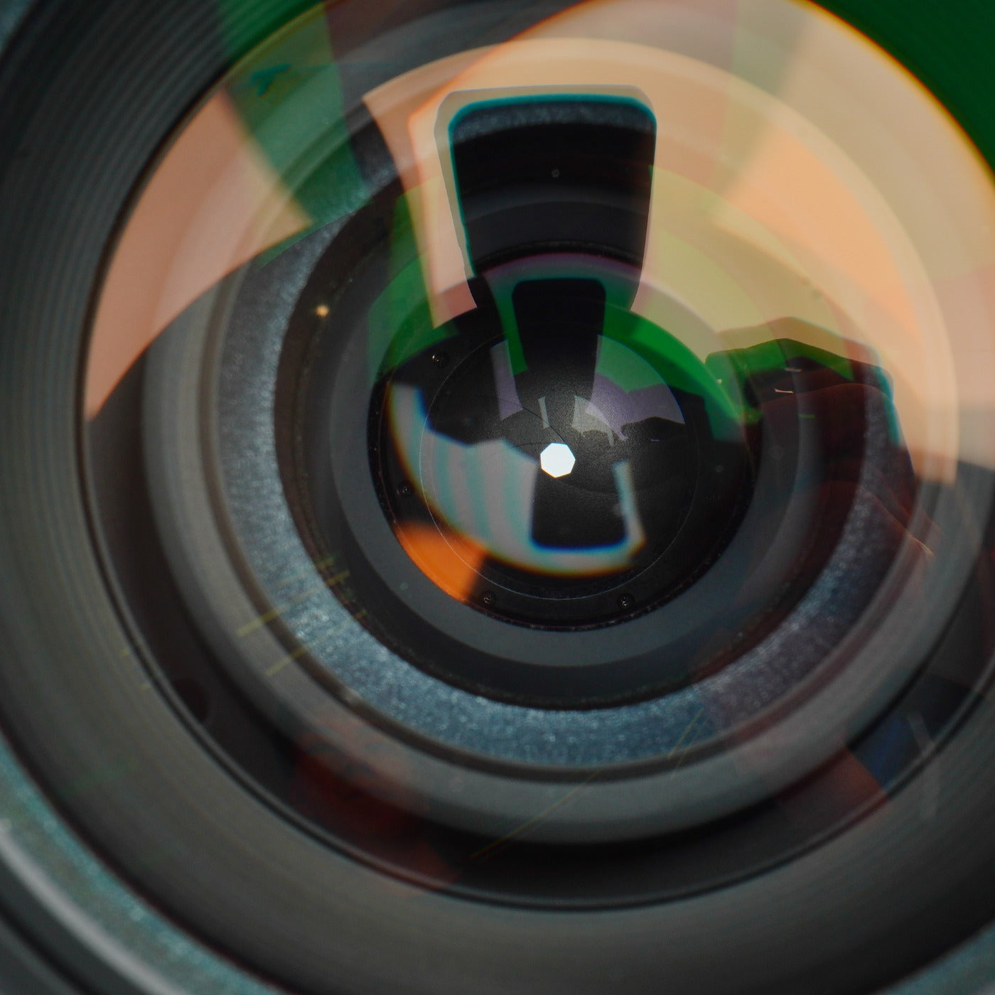 Nikon Ai-S Zoom Nikkor 35-105mm F/3.5-4.5 ズームレンズ