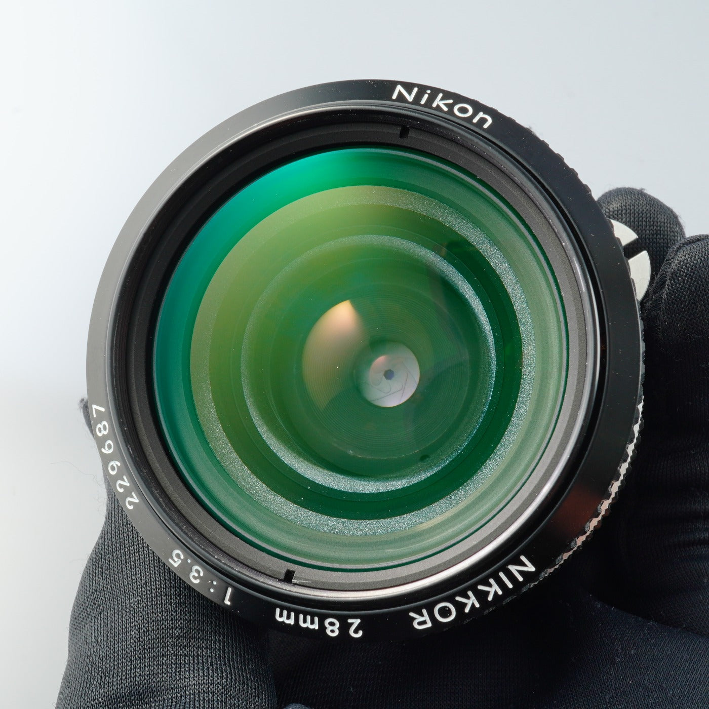 Nikon NIKKOR 28mm f/3.5 非Ai 単焦点レンズ