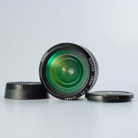 Nikon NIKKOR 28mm f/3.5 非Ai 単焦点レンズ