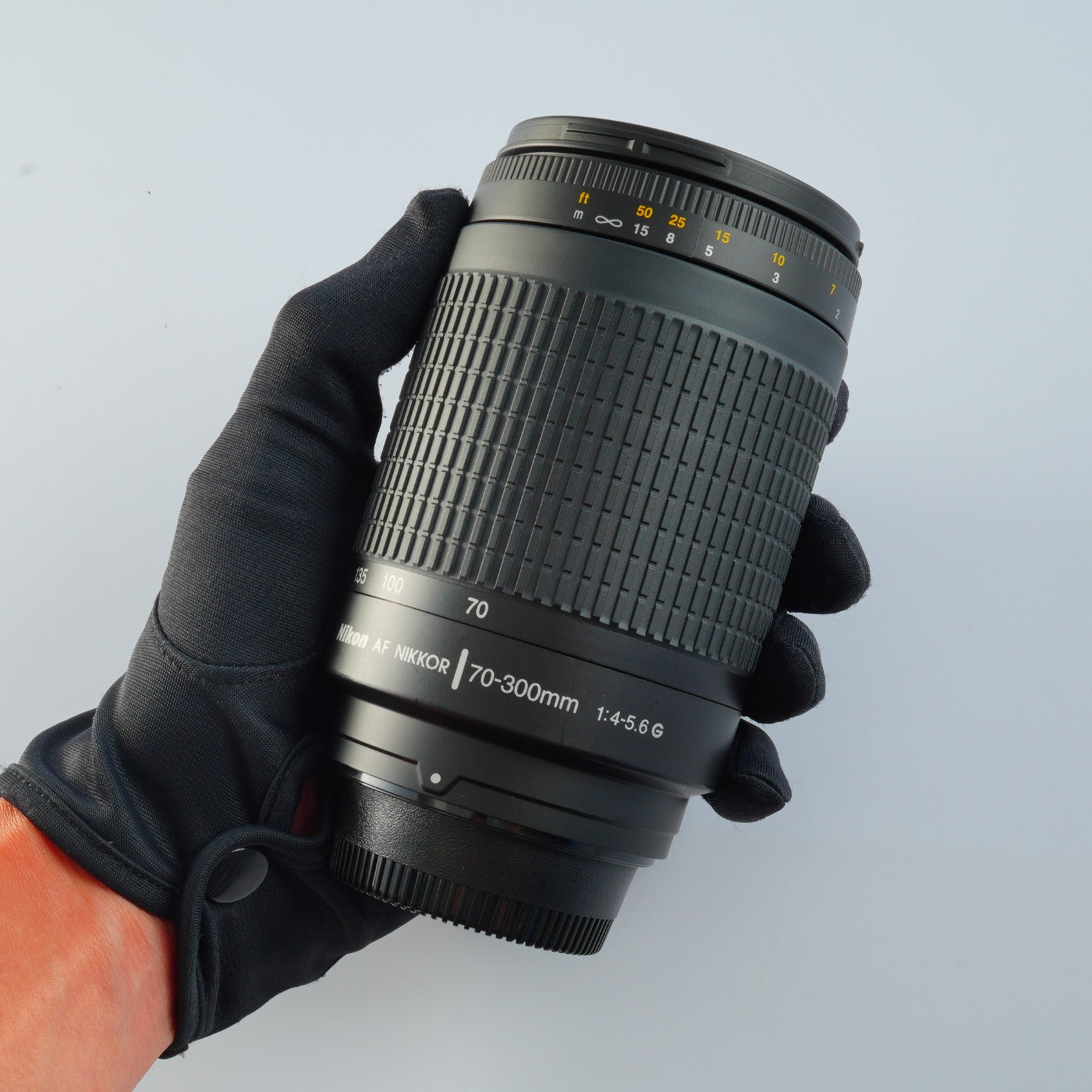 Nikon AF Nikkor 70-300mm F/4-5.6 G ズームレンズ