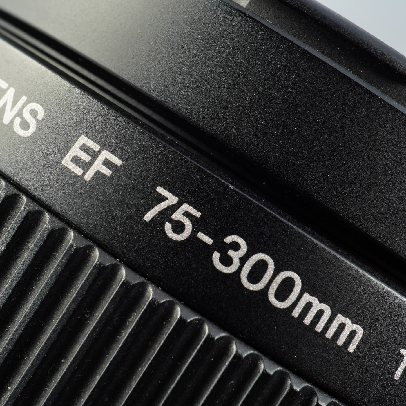 Canon EF 75-300mm F/4-5.6 Ⅱ ズームレンズ